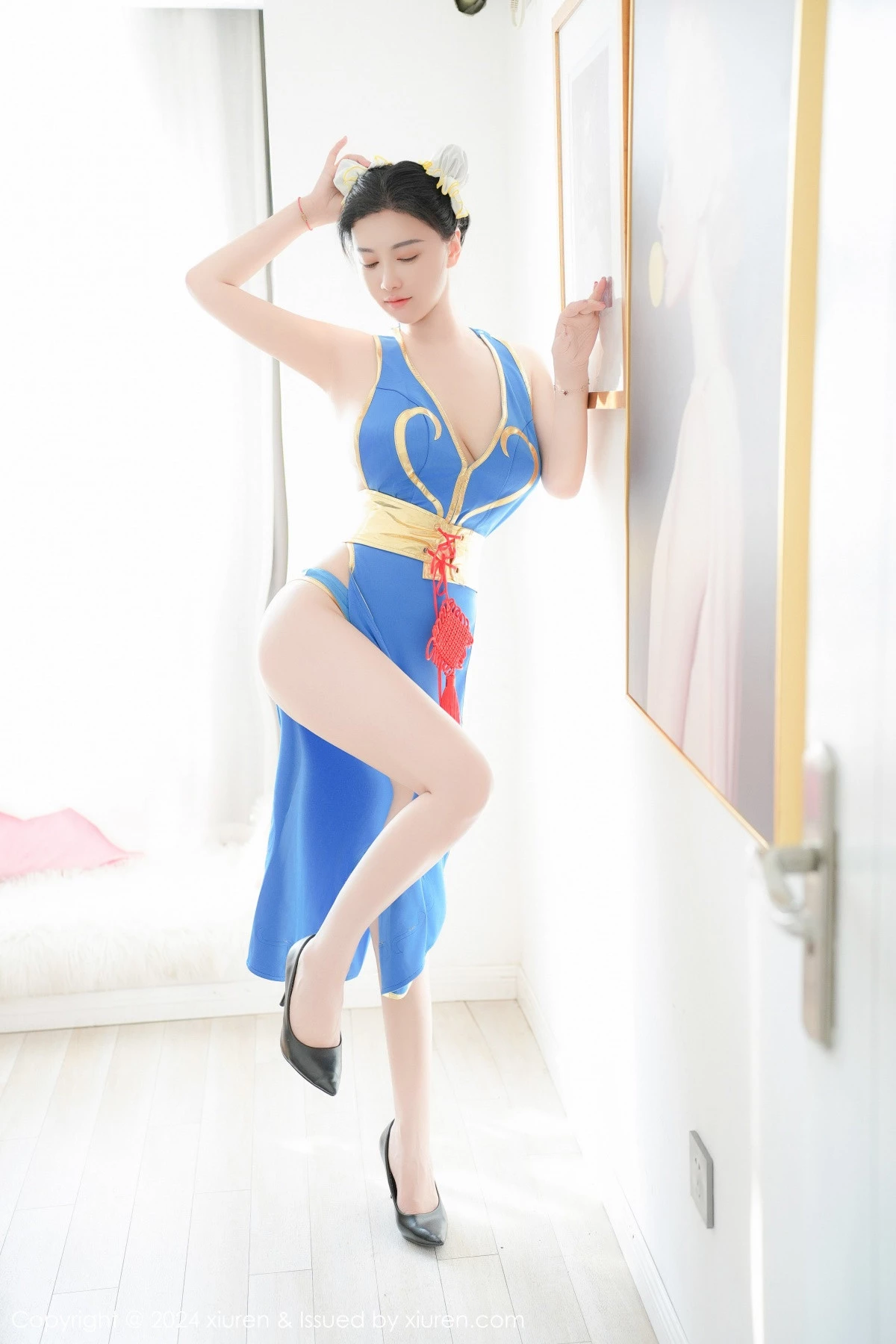 [[XiuRen秀人网]秀人网]No.9252_模特雅茹老师性感蓝色COSPLAY服饰秀白嫩柔美身姿诱惑写真61P