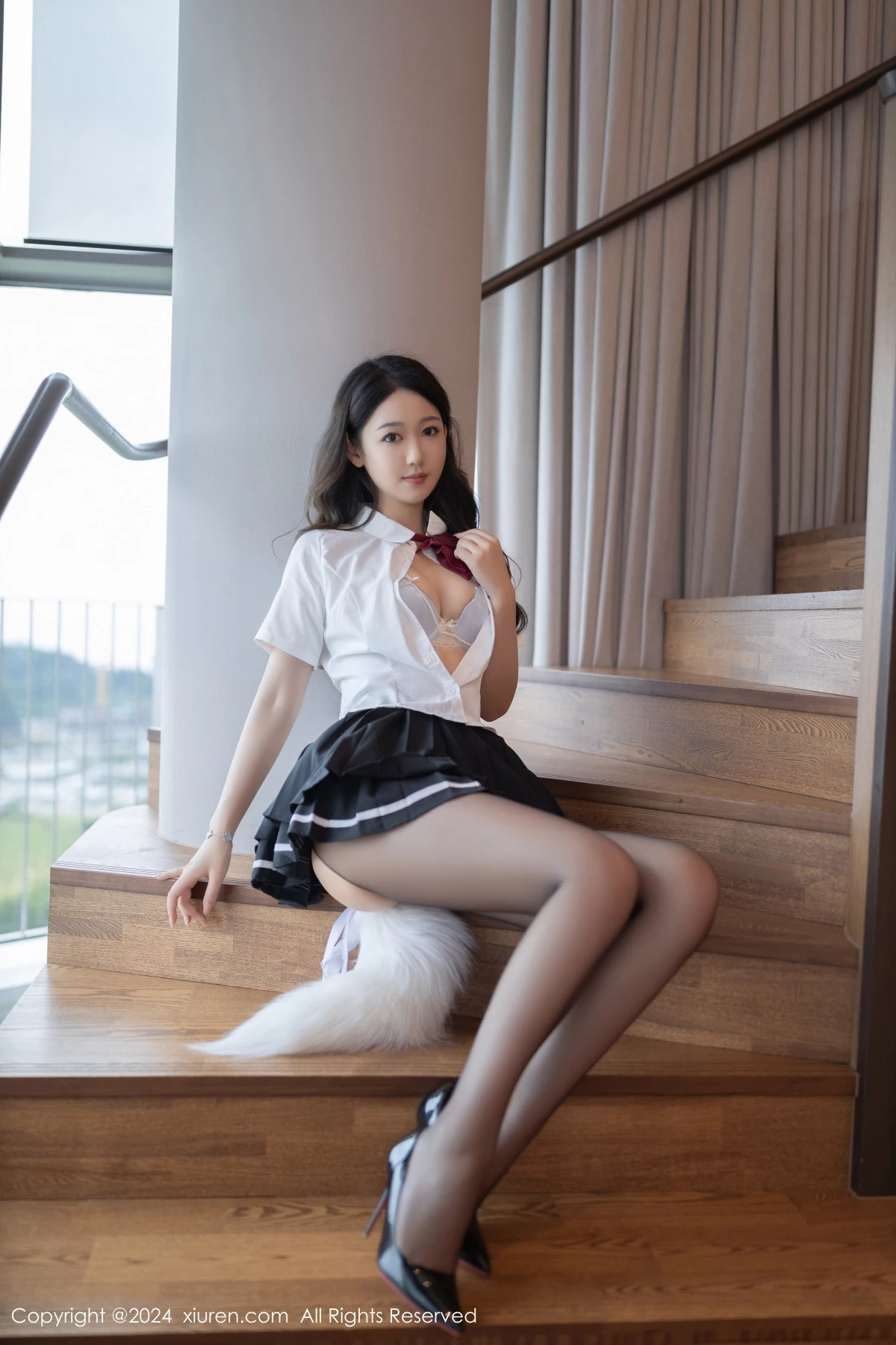 [[XiuRen秀人网]秀人网]No.9174_模特唐安琪私房JK制服配开档黑丝露性感内衣秀曼妙身姿诱惑写真84P