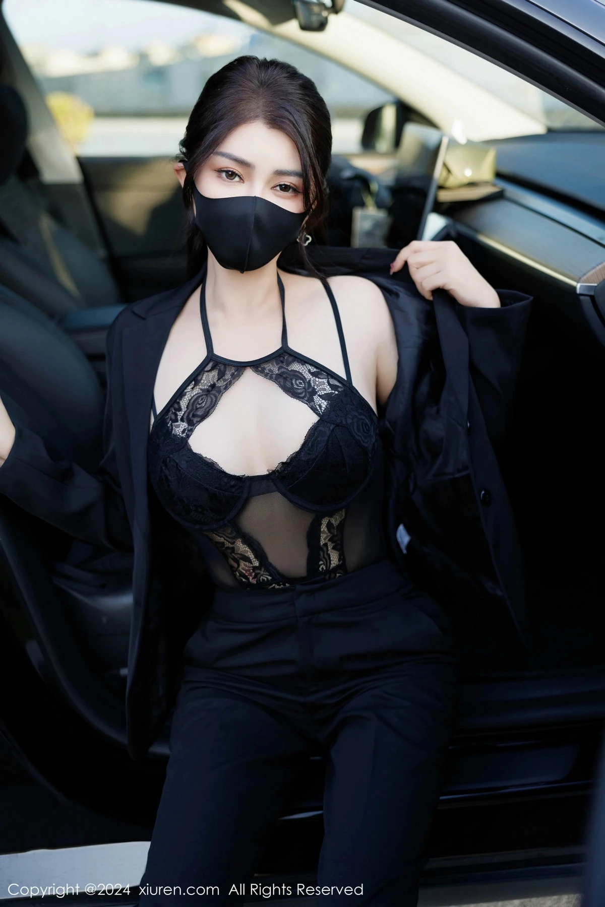[[XiuRen秀人网]秀人网]No.9405_模特凯竹Quinn性感黑色OL制服露黑色蕾丝情趣连体衣完美诱惑写真84P