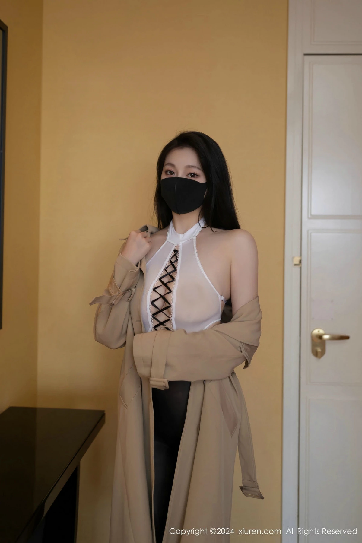[[XiuRen秀人网]秀人网]No.9436_模特安然anran私房性感白色内衣配黑丝吊袜秀柔美身段诱惑写真80P