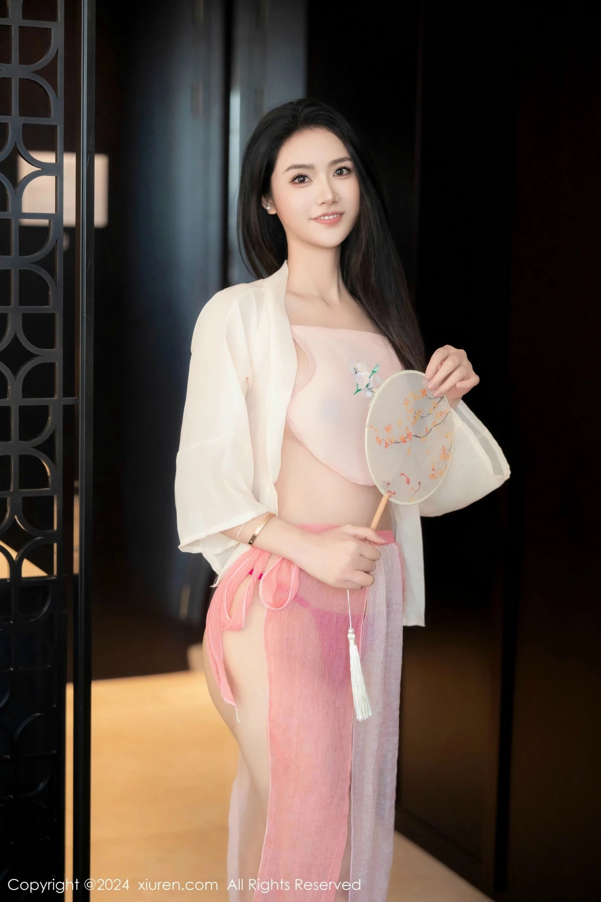 [[XiuRen秀人网]秀人网]No.9542_模特方子萱私房性感粉色古装薄纱服饰秀凹凸身材完美诱惑写真77P