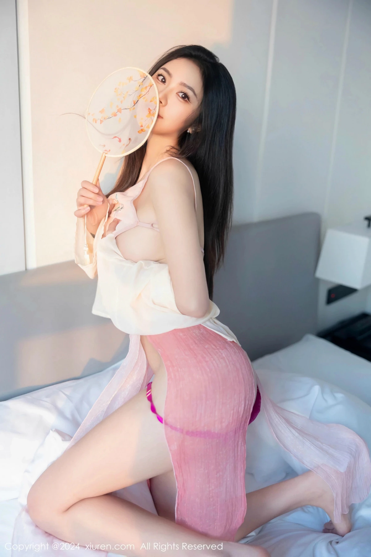 [[XiuRen秀人网]秀人网]No.9542_模特方子萱私房性感粉色古装薄纱服饰秀凹凸身材完美诱惑写真77P