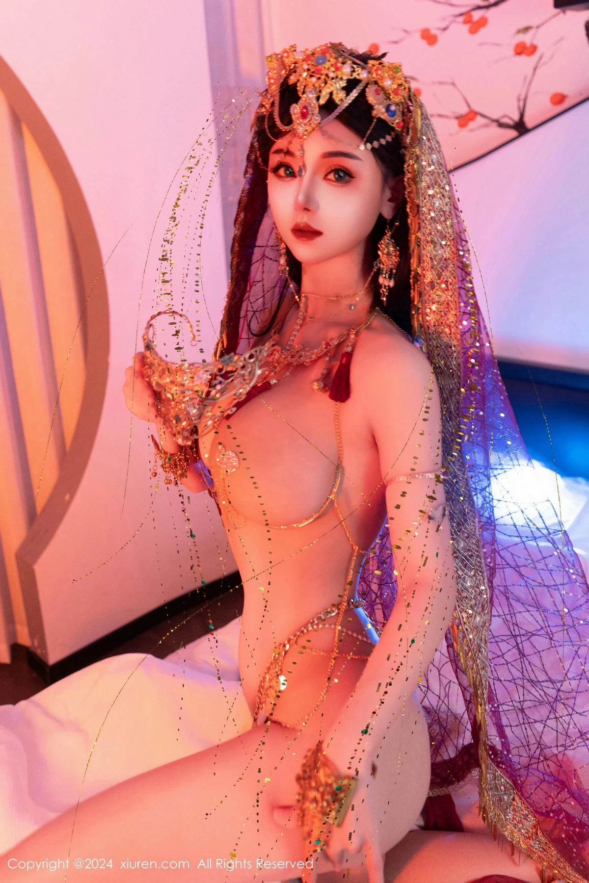 [[XiuRen秀人网]秀人网]No.9585_新人模特不吃冰淇淋异域风情女郎性感情趣服饰秀火辣身材诱惑写真85P