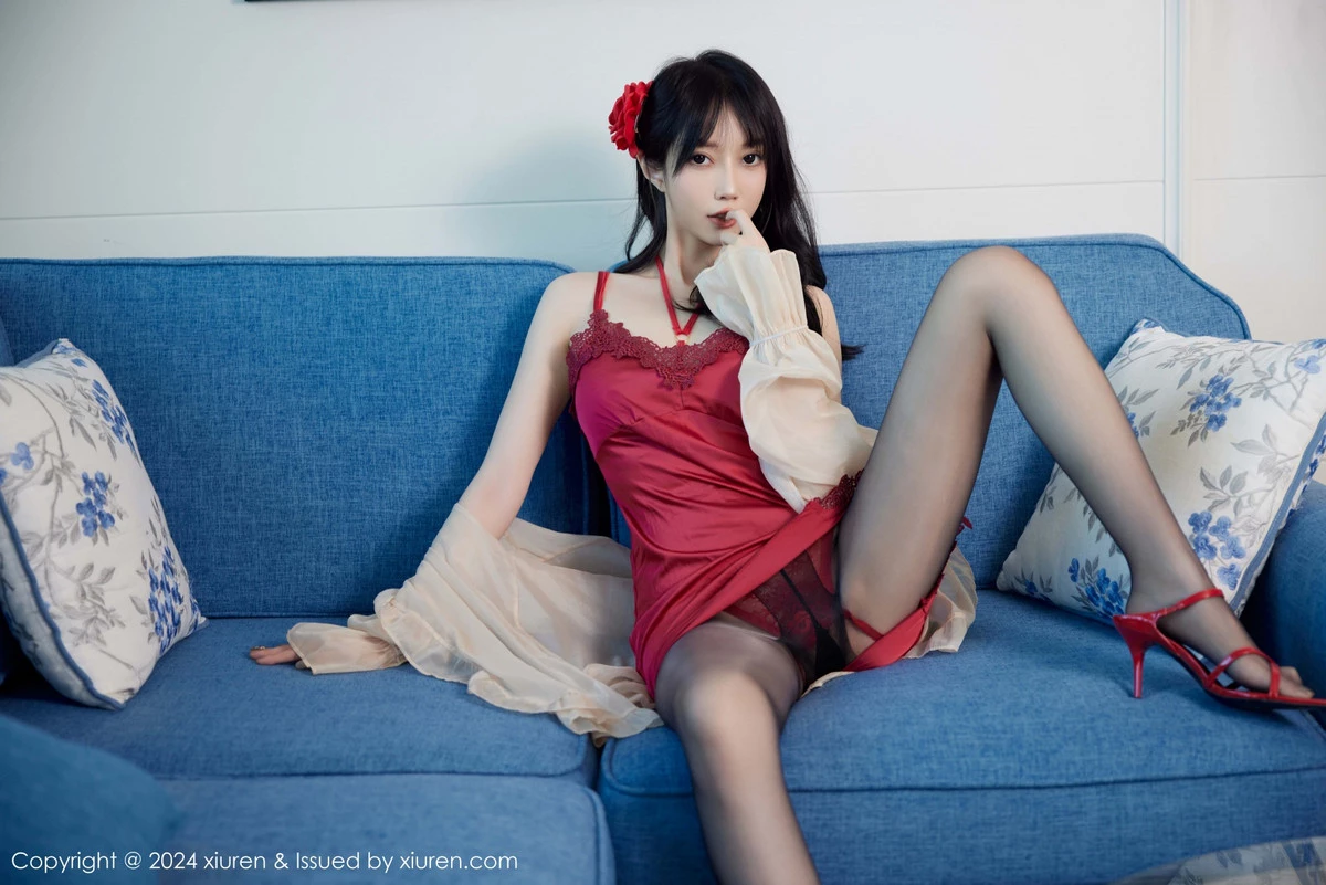 [[XiuRen秀人网]秀人网]No.9488_模特玥儿玥er性感红色睡裙露红色内衣配超薄黑色秀美腿诱惑写真79P