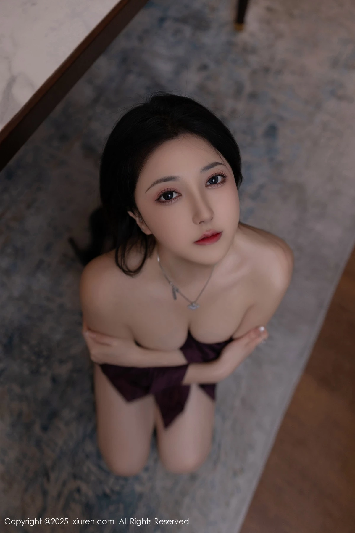 [[XiuRen秀人网]秀人网]No.9744_模特鱼子酱Fish性感紫色OL服饰露超薄黑丝秀曼妙身姿诱惑写真81P