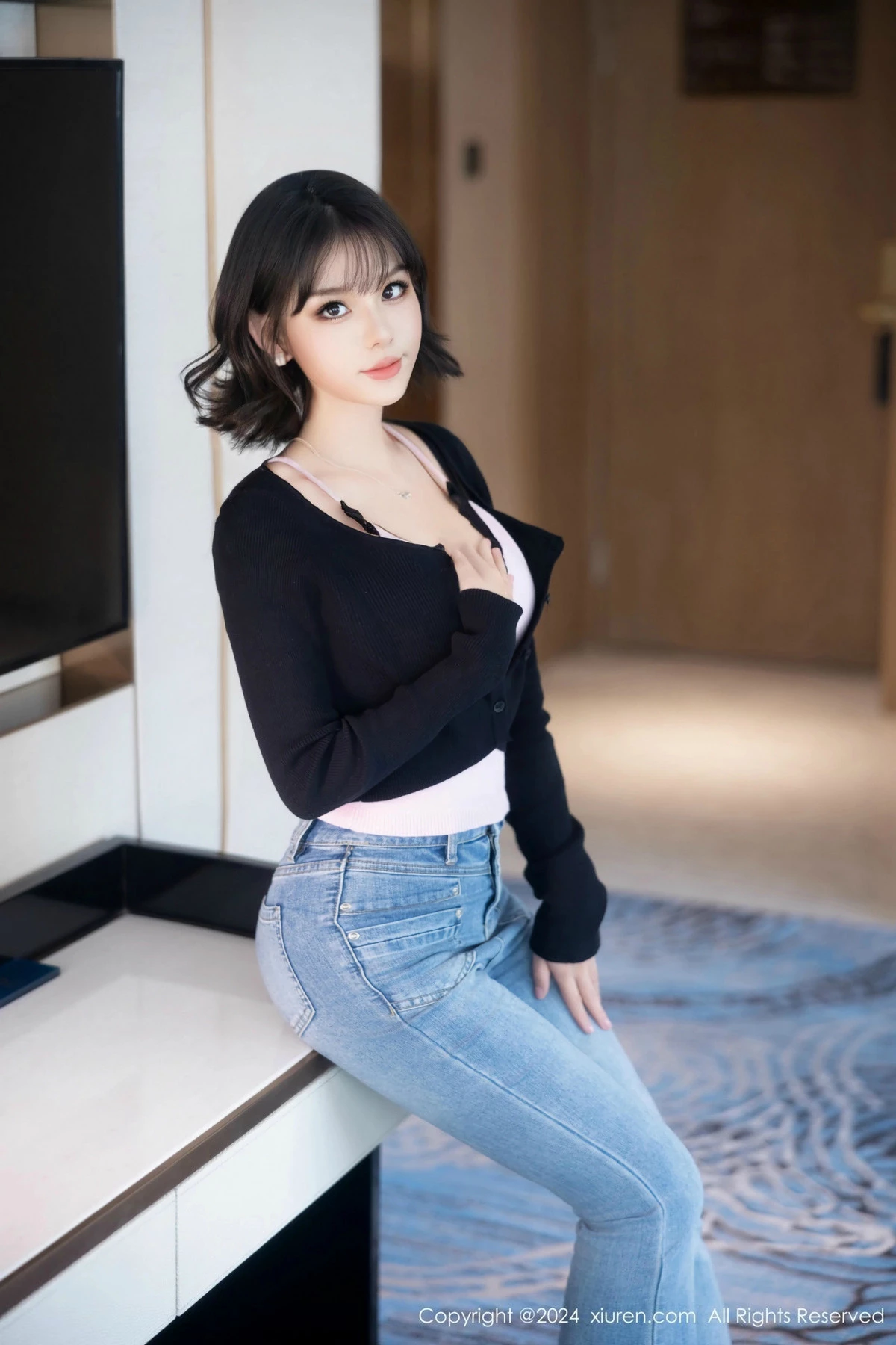[[XiuRen秀人网]秀人网]No.9620_新人模特黎苏苏私房性感黑色内衣配黑丝吊袜秀曼妙身姿诱惑写真80P
