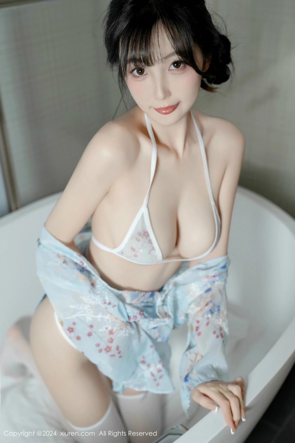 [[XiuRen秀人网]秀人网]No.9632_模特林星阑性感浅蓝色连衣短裙配白色丝袜秀曼妙身姿诱惑写真85P