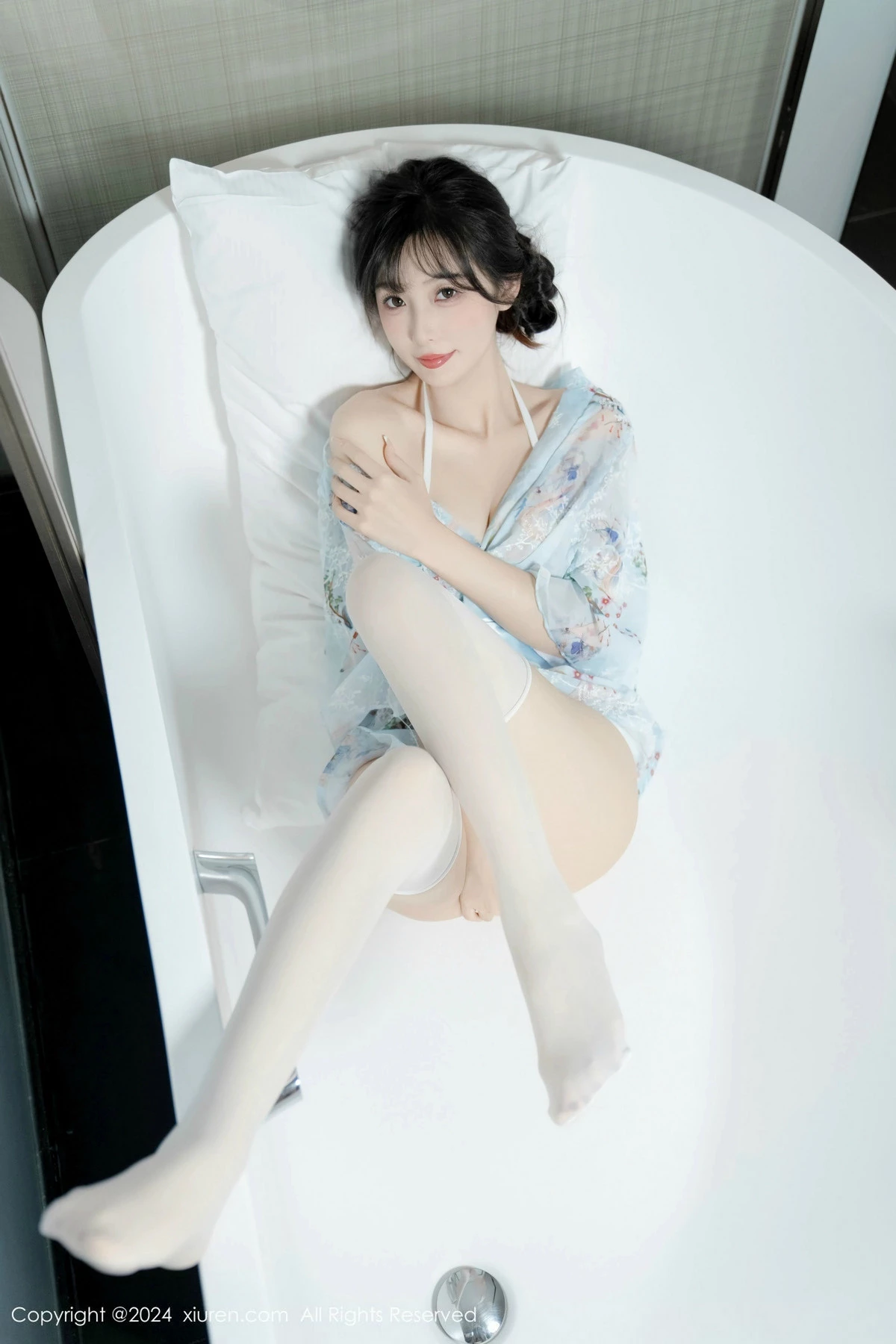 [[XiuRen秀人网]秀人网]No.9632_模特林星阑性感浅蓝色连衣短裙配白色丝袜秀曼妙身姿诱惑写真85P