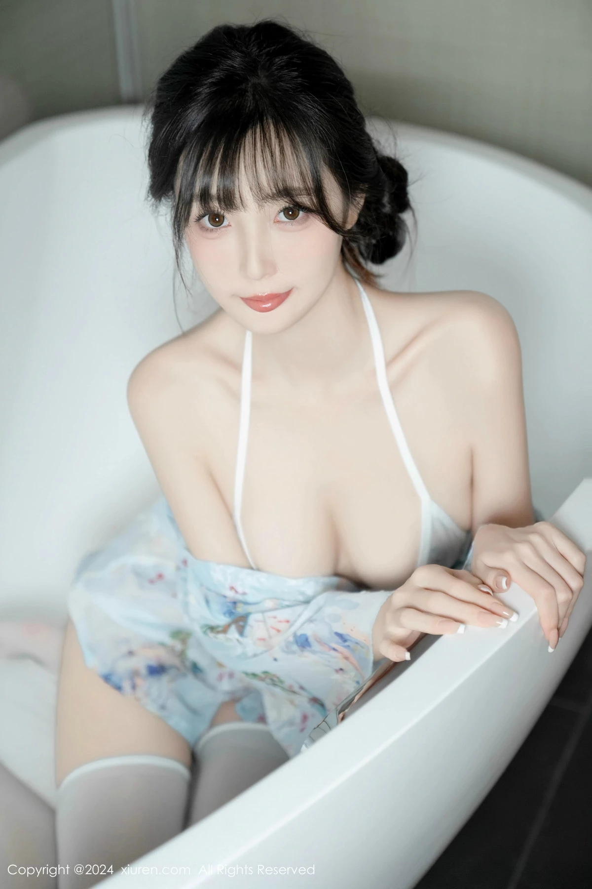 [[XiuRen秀人网]秀人网]No.9632_模特林星阑性感浅蓝色连衣短裙配白色丝袜秀曼妙身姿诱惑写真85P