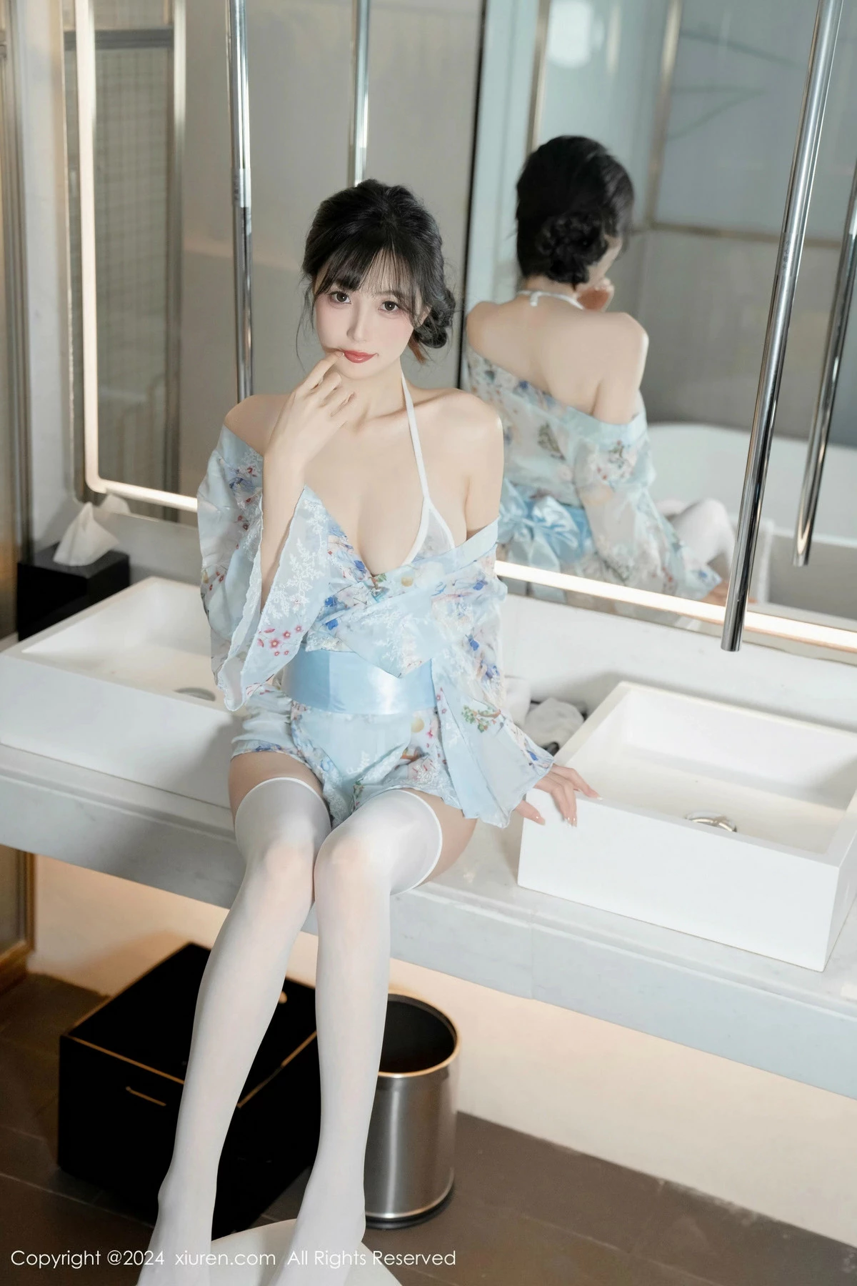 [[XiuRen秀人网]秀人网]No.9632_模特林星阑性感浅蓝色连衣短裙配白色丝袜秀曼妙身姿诱惑写真85P