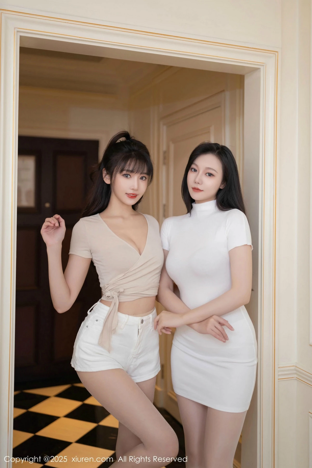 [[XiuRen秀人网]秀人网]No.9806_模特合集陆萱萱＆安然anran性感姐妹花蕾丝内衣撩人诱惑写真80P