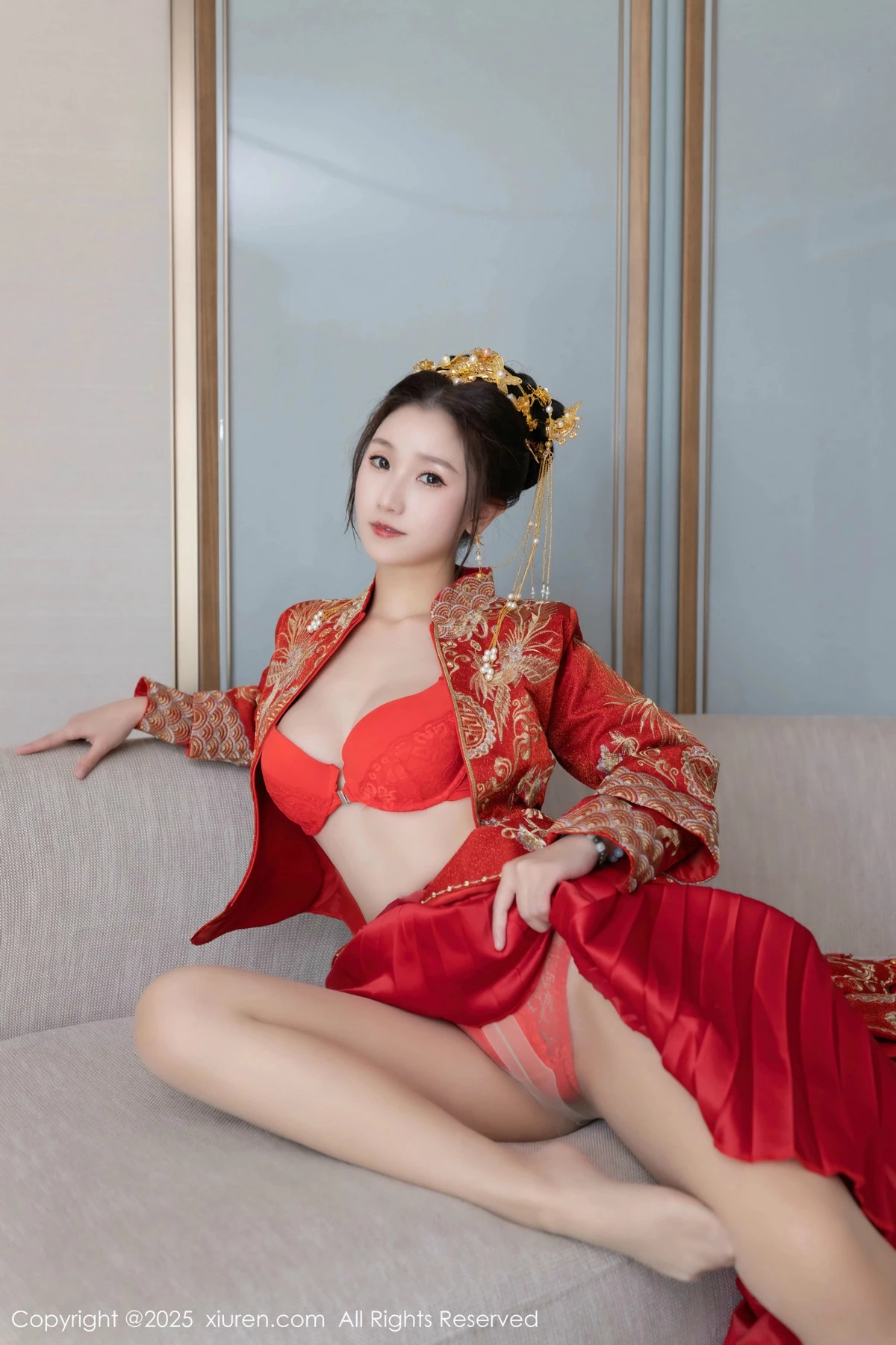 [[XiuRen秀人网]秀人网]No.9811_模特杏子Yada性感新娘装红色情趣内衣配超薄肉丝秀美腿诱惑写真84P