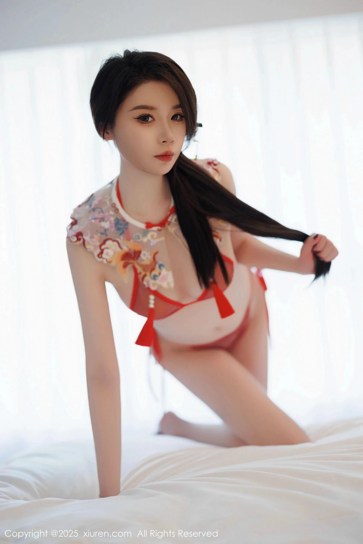 [[XiuRen秀人网]秀人网]No.9812_模特梦心玥性感红色旗袍服饰露红色内衣秀高挑曼妙身姿诱惑写真91P