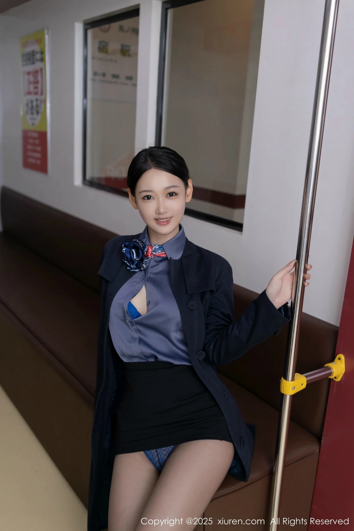 [[XiuRen秀人网]秀人网]No.9824_模特唐安琪性感深色空姐制服露蓝色蕾丝内衣秀曼妙身姿诱惑写真83P