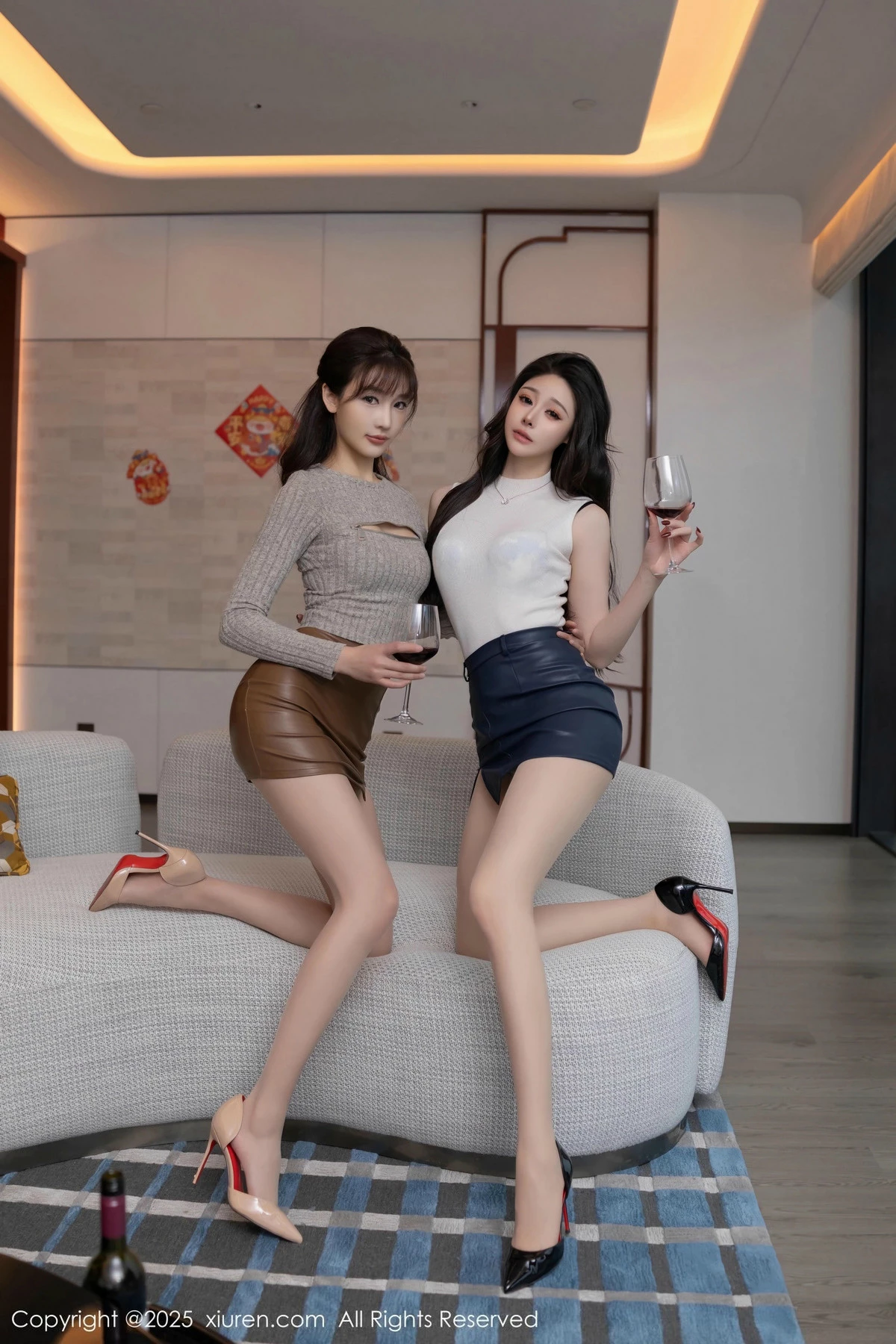 [[XiuRen秀人网]秀人网]No.9832_模特合集小逗逗＆唐安琪＆陆萱萱贺新春主题秀曼妙身姿诱惑写真81P