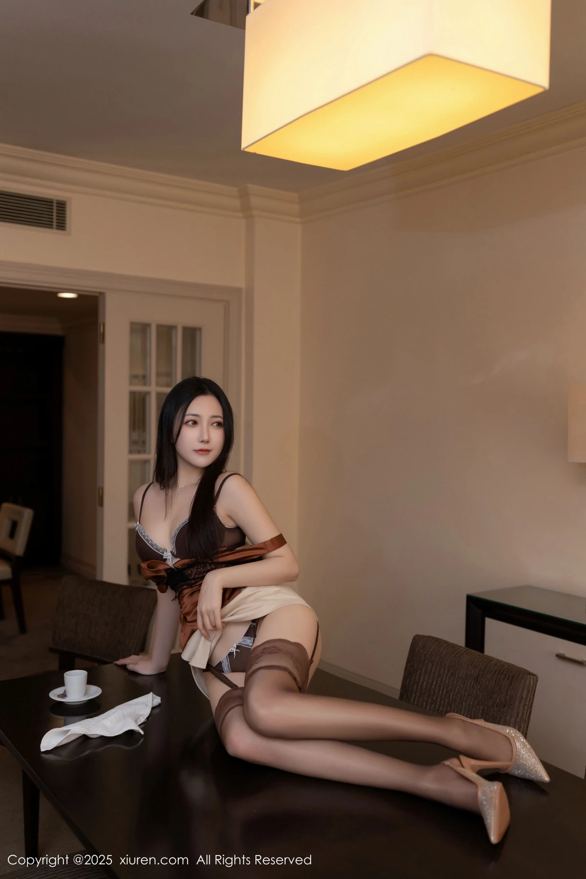 [[XiuRen秀人网]秀人网]No.9859_模特鱼子酱Fish私房性感黑色内衣配黑丝吊袜秀曼妙身姿诱惑写真81P