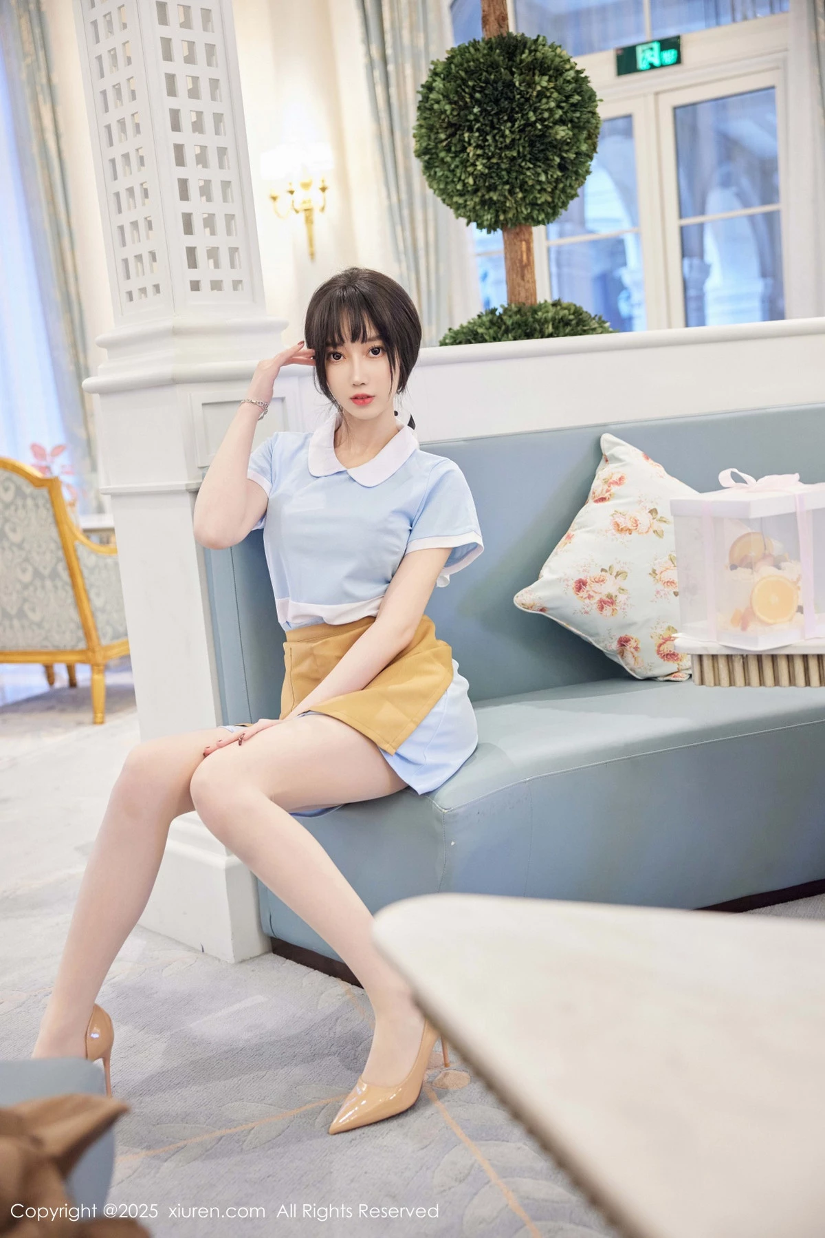 [[XiuRen秀人网]秀人网]No.9864_模特玥儿玥er性感蓝色连衣短裙配超薄肉丝秀曼妙身材诱惑写真82P