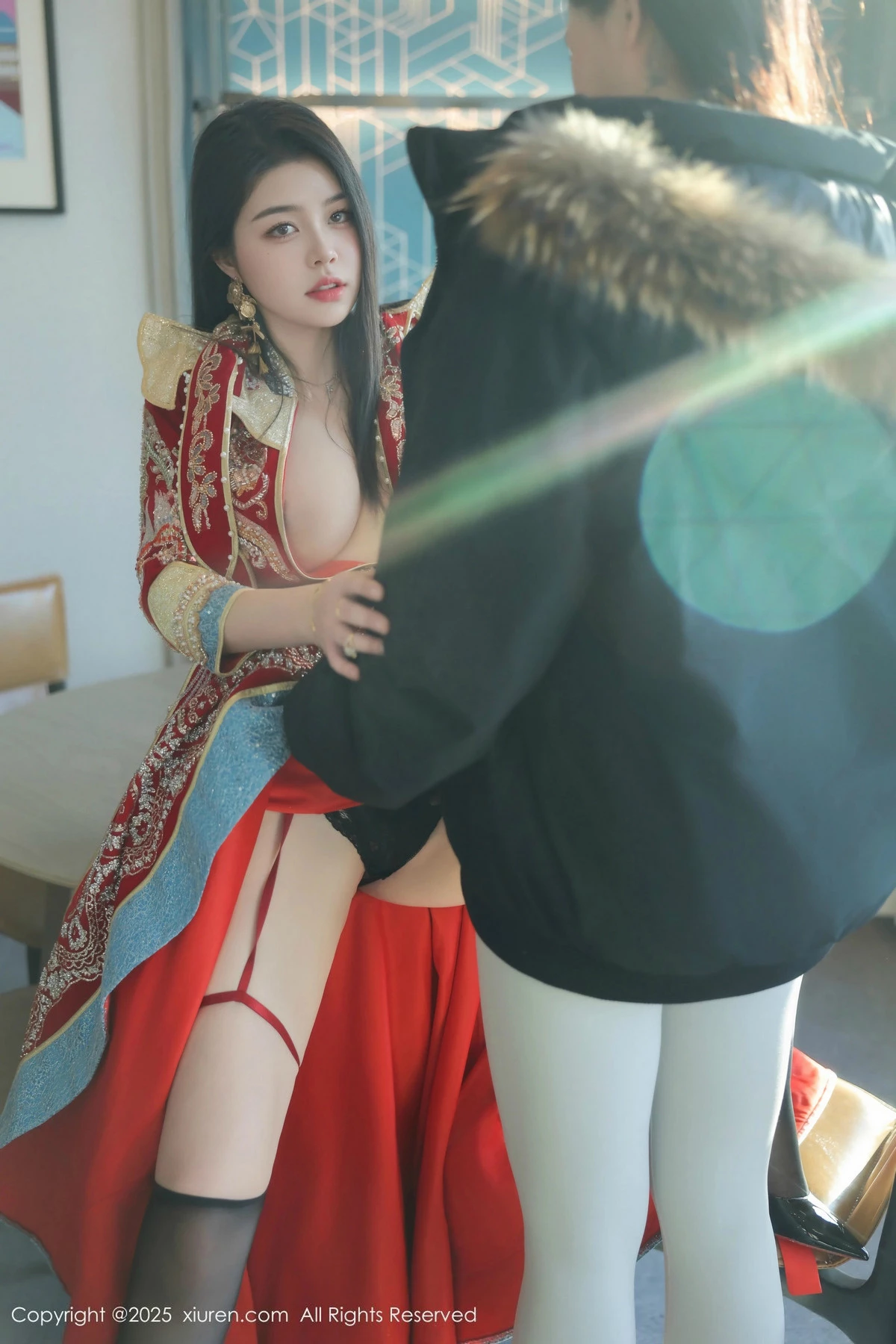 [[XiuRen秀人网]秀人网]No.9869_模特林若凡F性感红色新娘装配黑丝吊袜半脱秀丰腴身材诱惑写真76P