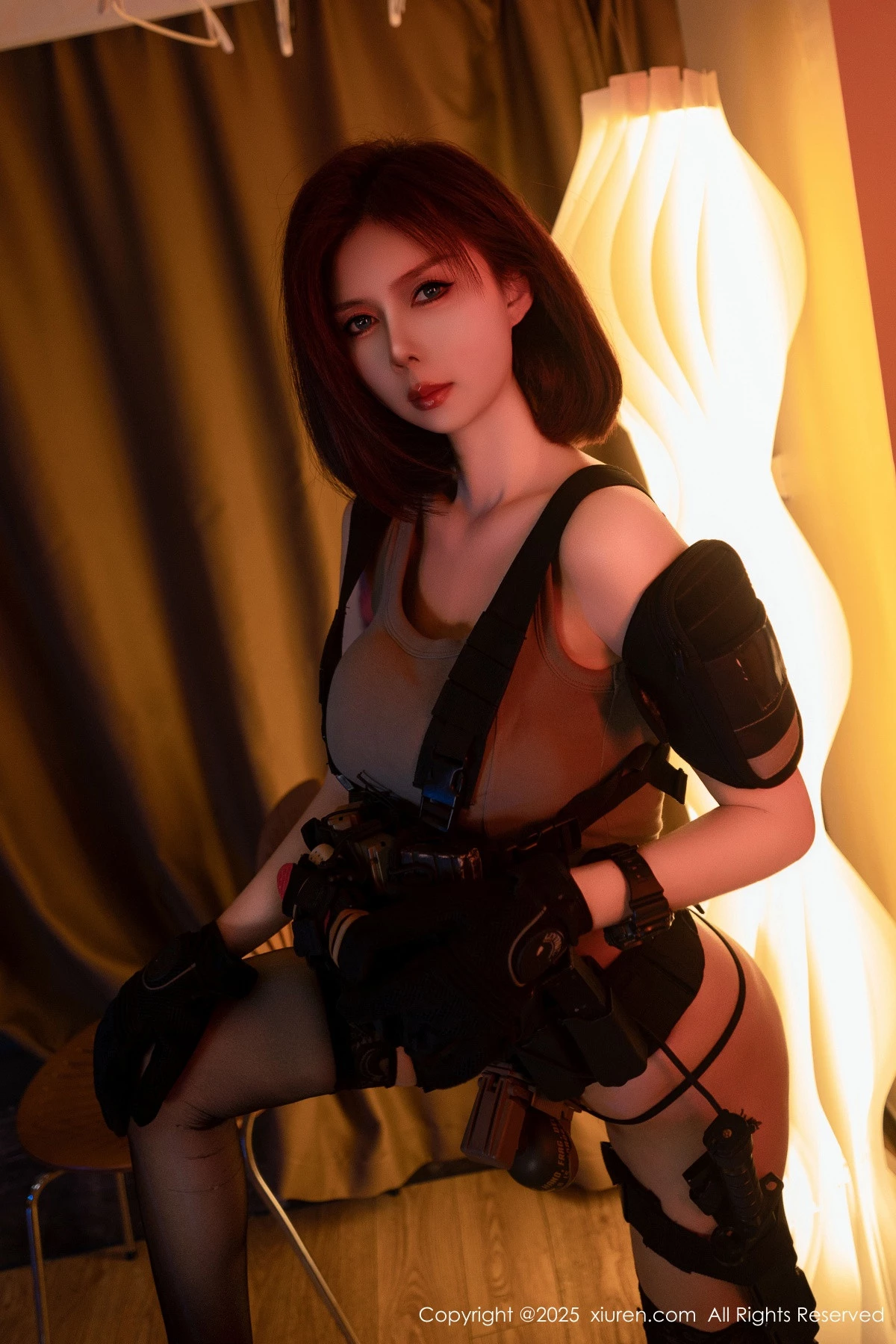 [[XiuRen秀人网]秀人网]No.9759_模特白芷yy性感美女战士装扮黑色内衣配黑丝袜秀曼妙身姿诱惑写真94P