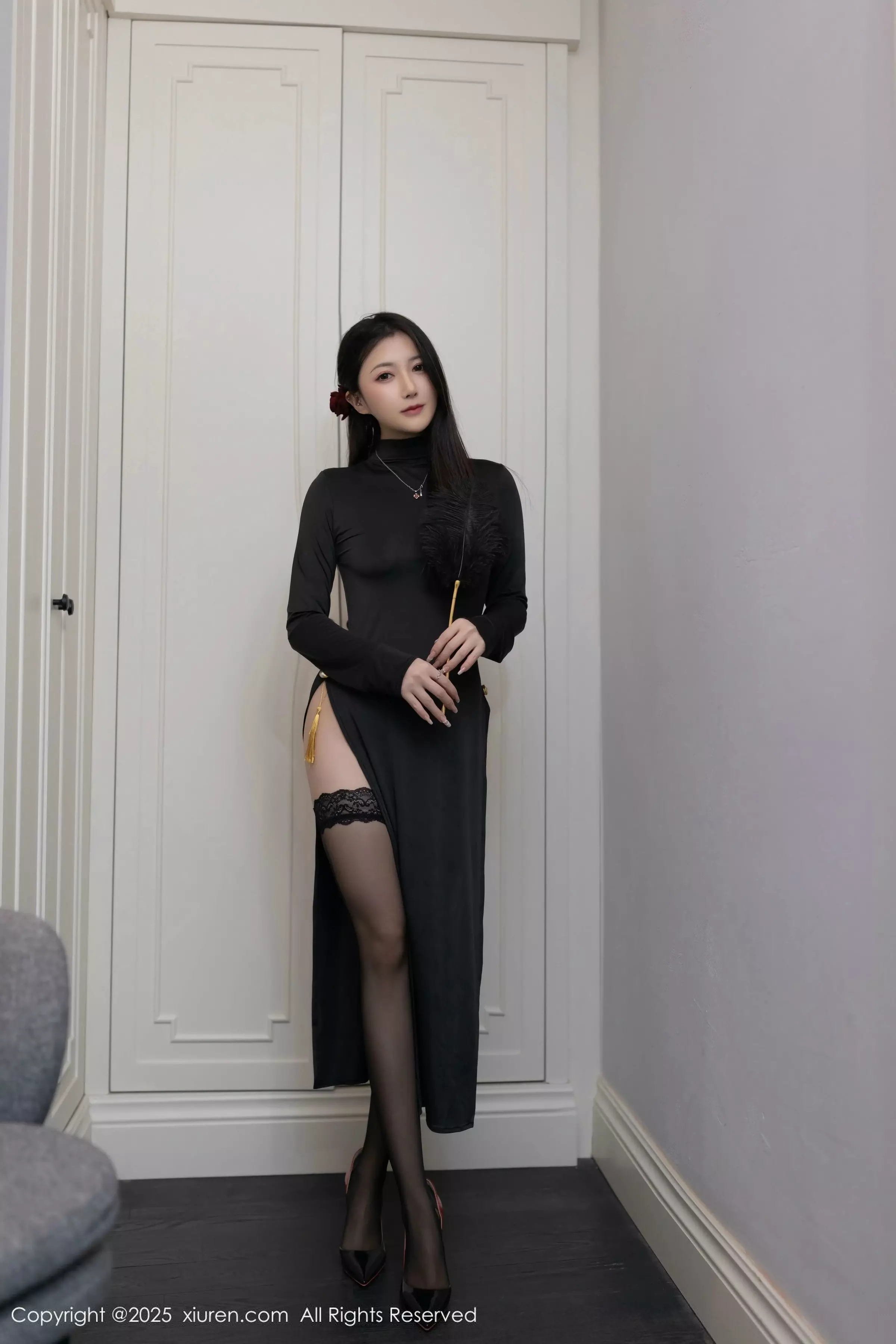 [[XiuRen秀人网]秀人网]No.10023_模特鱼子酱Fish性感黑色连衣长裙配超薄黑丝秀婀娜身材诱惑写真80P