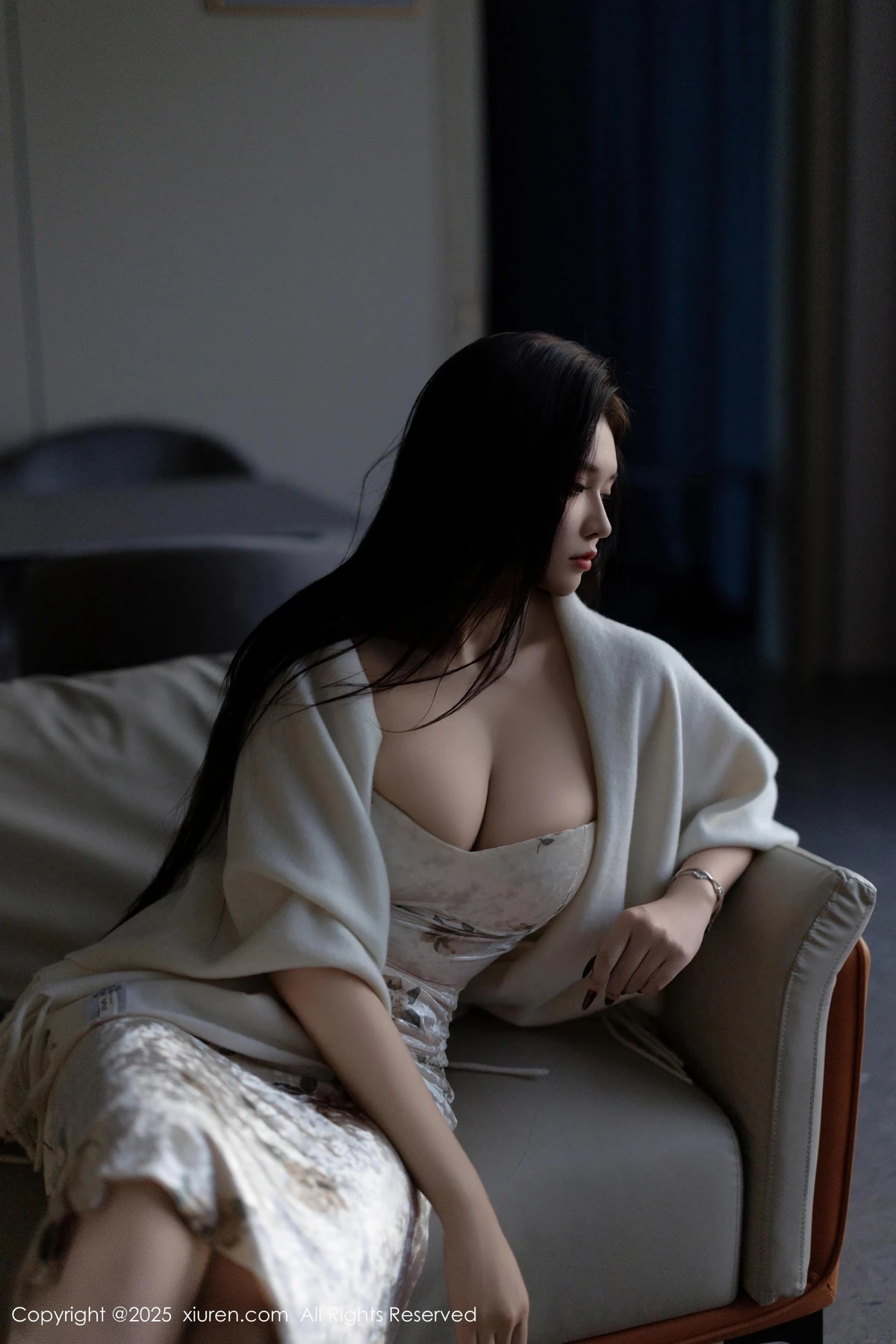 [[XiuRen秀人网]秀人网]No.9899_模特娜比脱连衣短裙露性感蓝色内衣配超薄肉丝秀凹凸身材诱惑写真81P