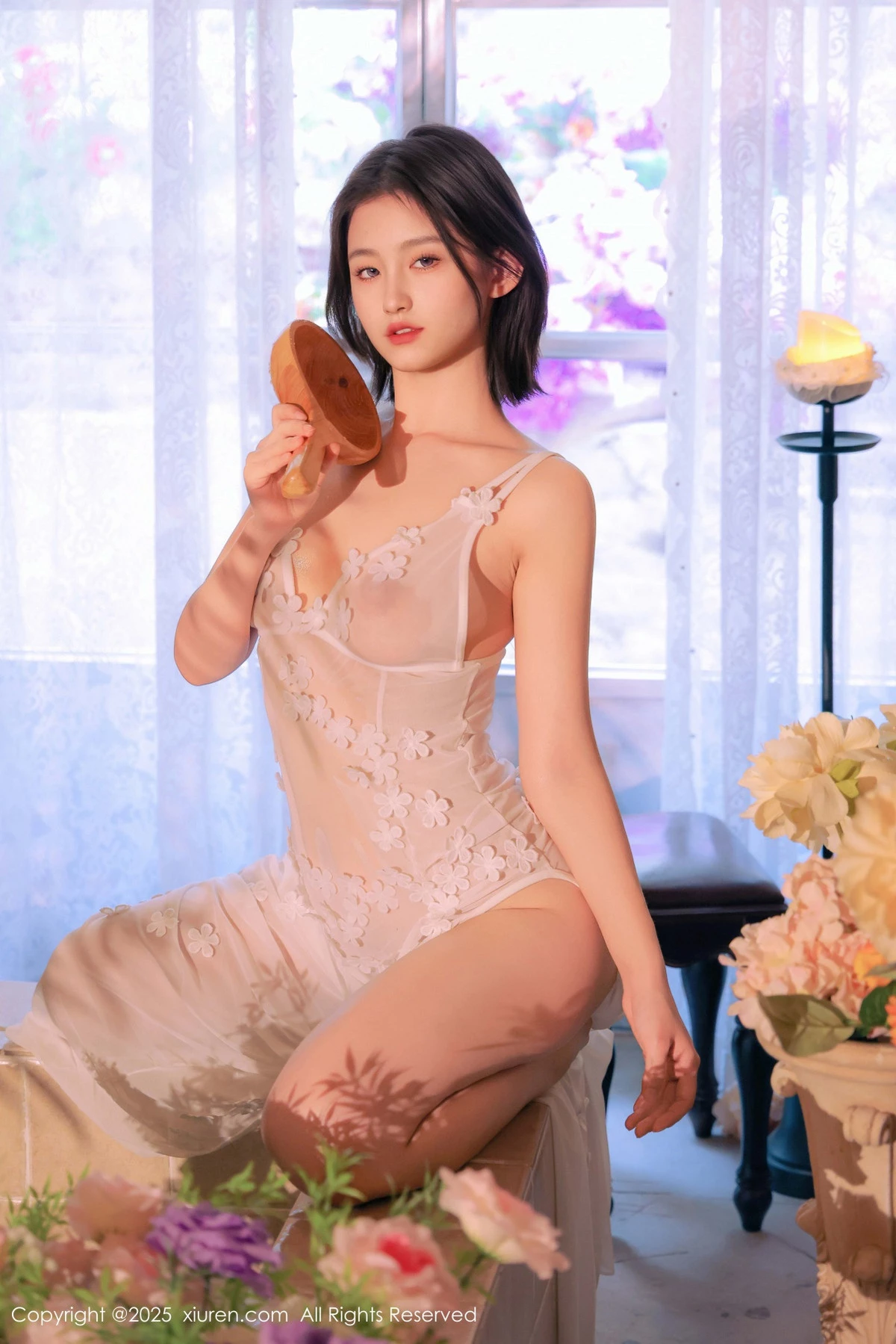 [[XiuRen秀人网]秀人网]No.9920_模特小橘子orange性感白色薄透蕾丝连体短裙秀惹火身材诱惑写真86P