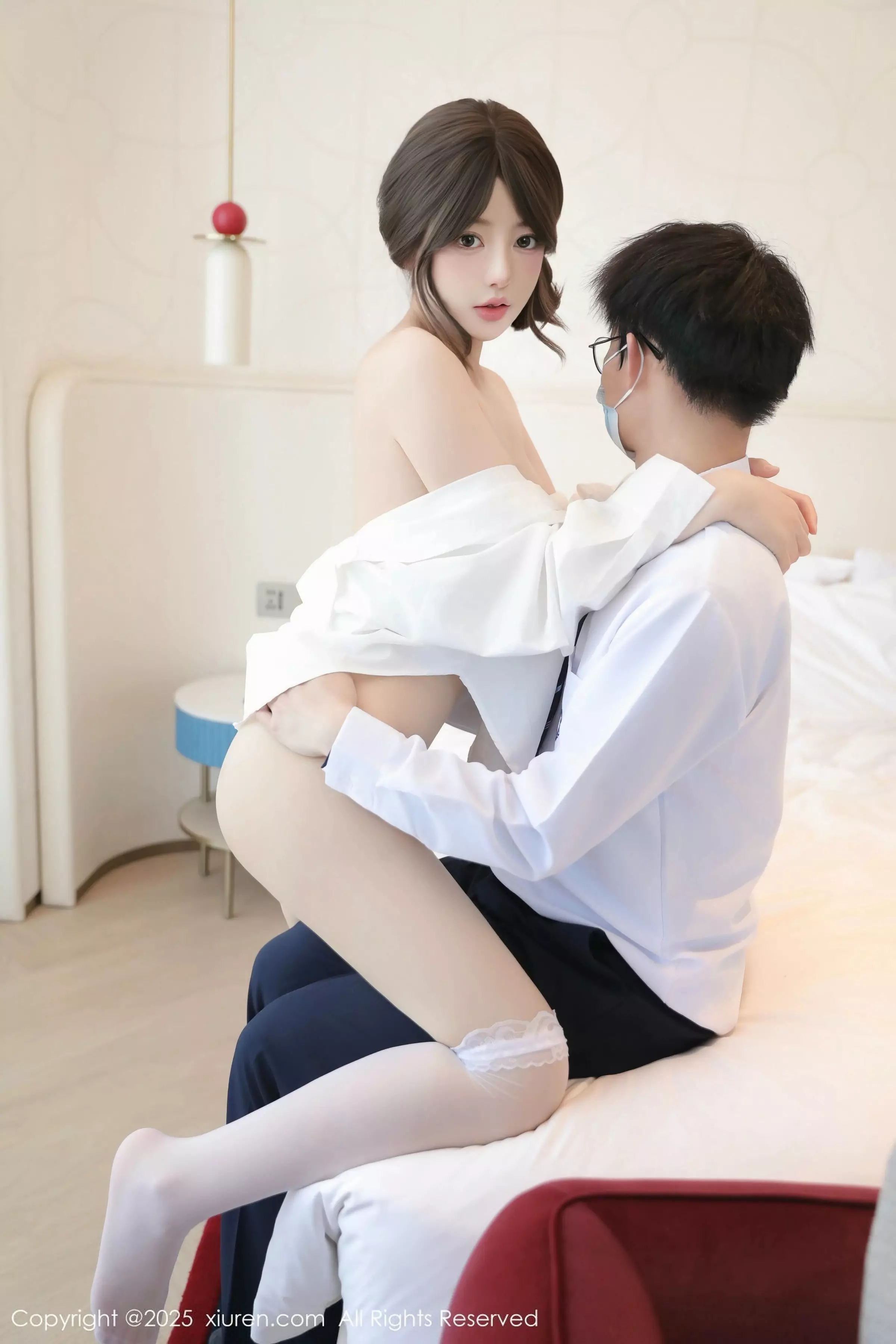 [[XiuRen秀人网]秀人网]No.10036_模特桃妖夭性感白T露白色内衣配白色丝袜秀曼妙身姿诱惑写真86P