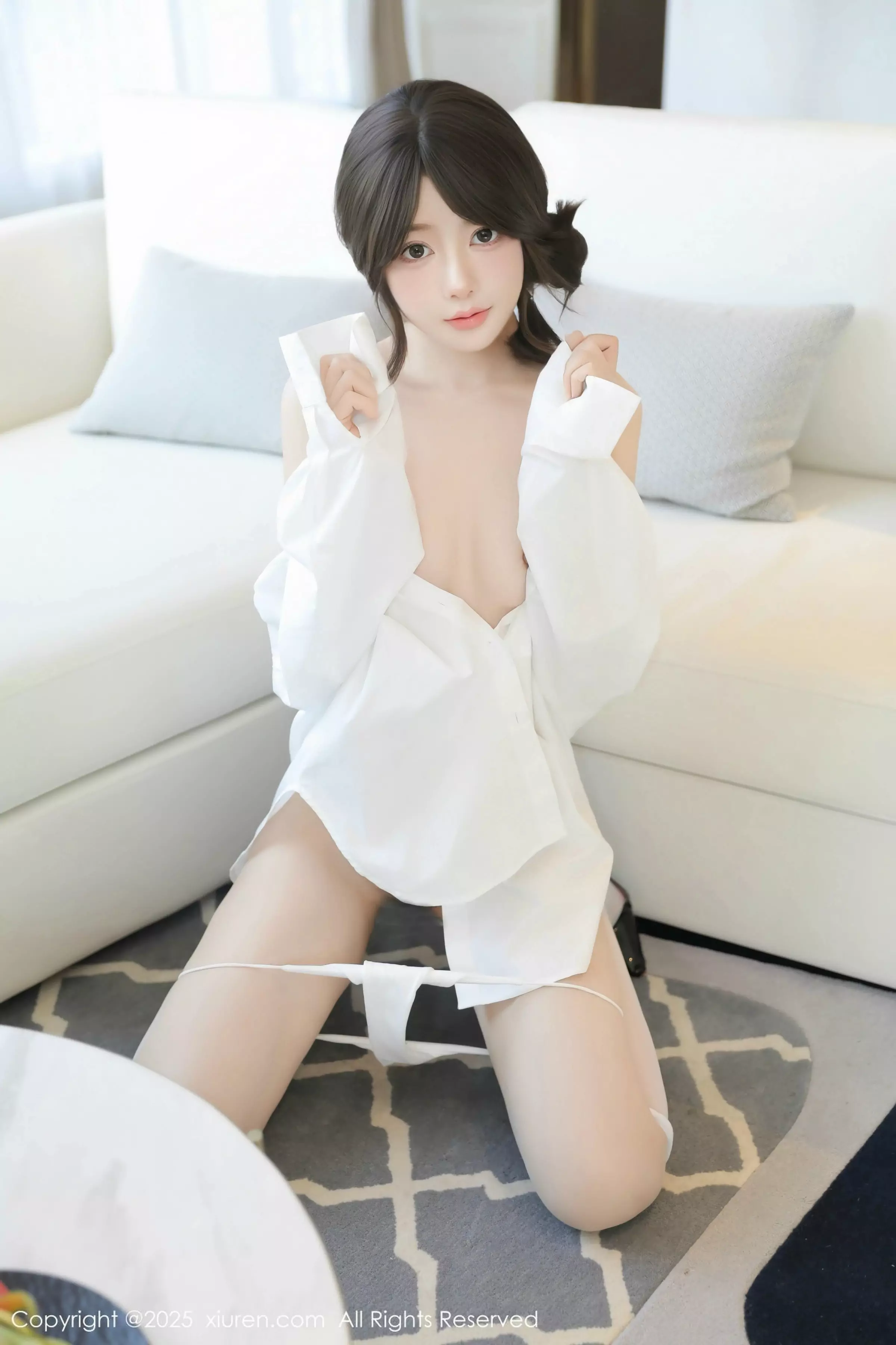 [[XiuRen秀人网]秀人网]No.10036_模特桃妖夭性感白T露白色内衣配白色丝袜秀曼妙身姿诱惑写真86P