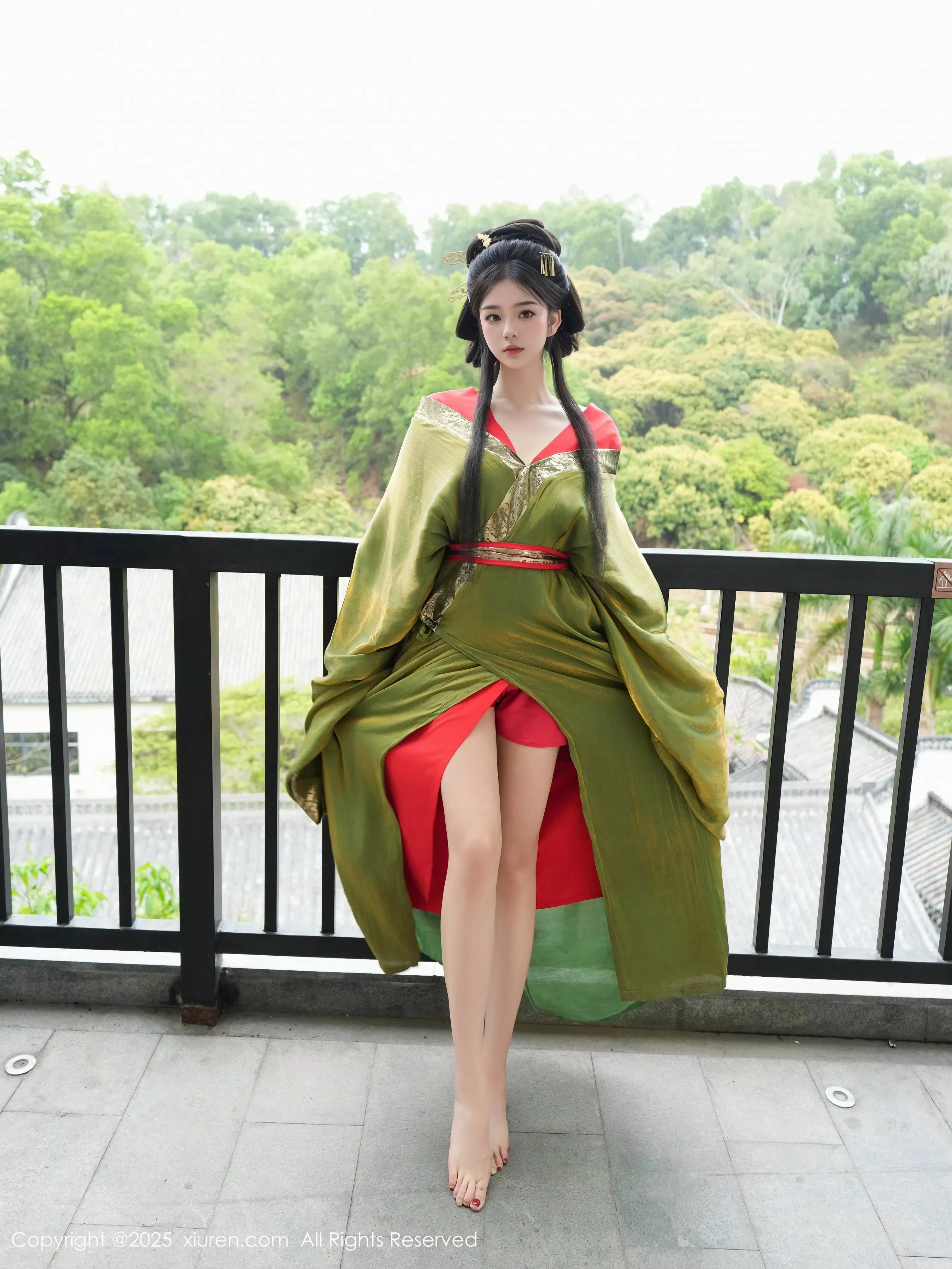 [[XiuRen秀人网]秀人网]No.10126_模特雪糕CiCi性感绿色古风服饰露红色情趣服饰秀美腿诱惑写真68P