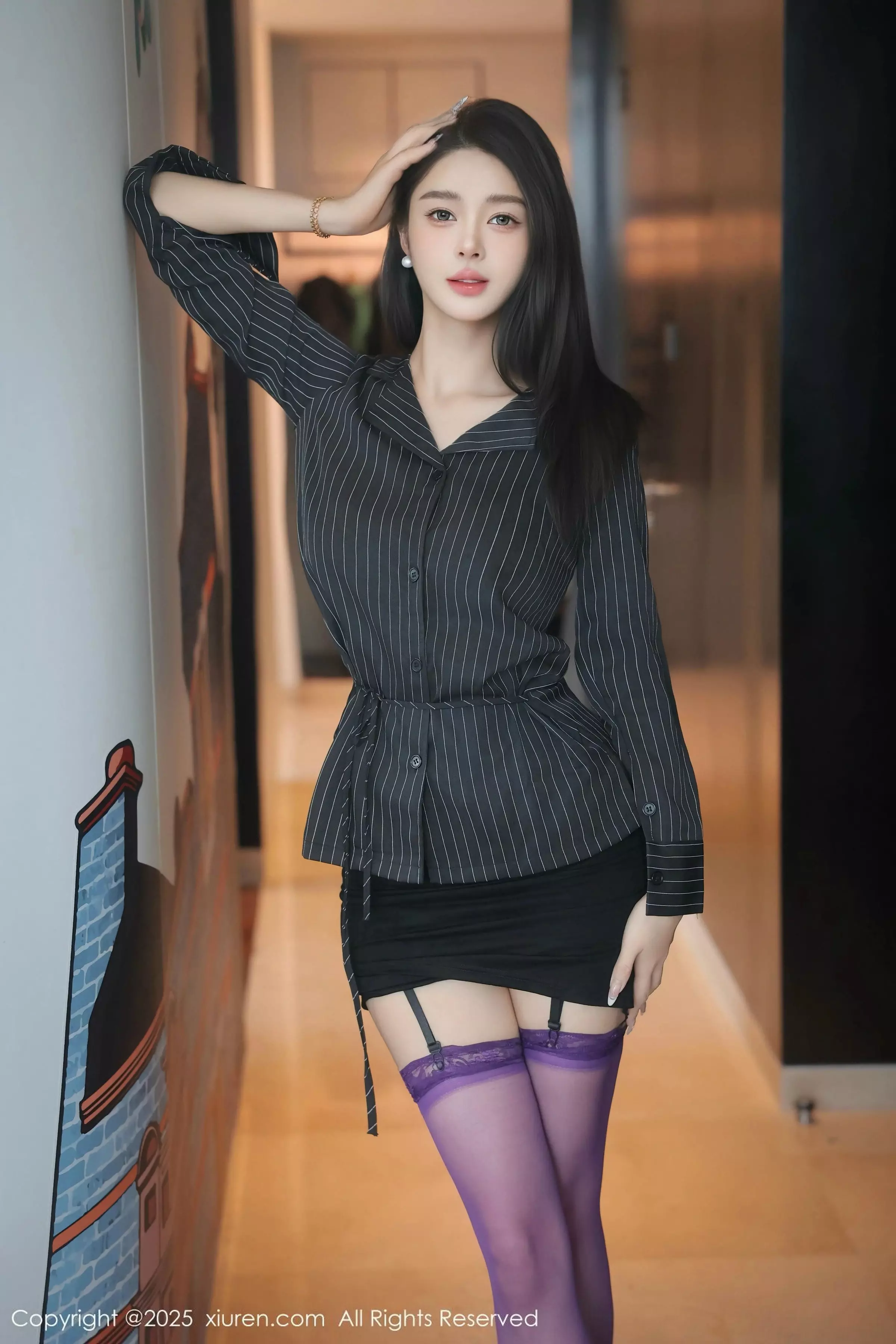 [[XiuRen秀人网]秀人网]No.10053_模特Candy糖糖性感紫色情趣服饰配紫丝吊袜秀丰腴身材诱惑写真84P