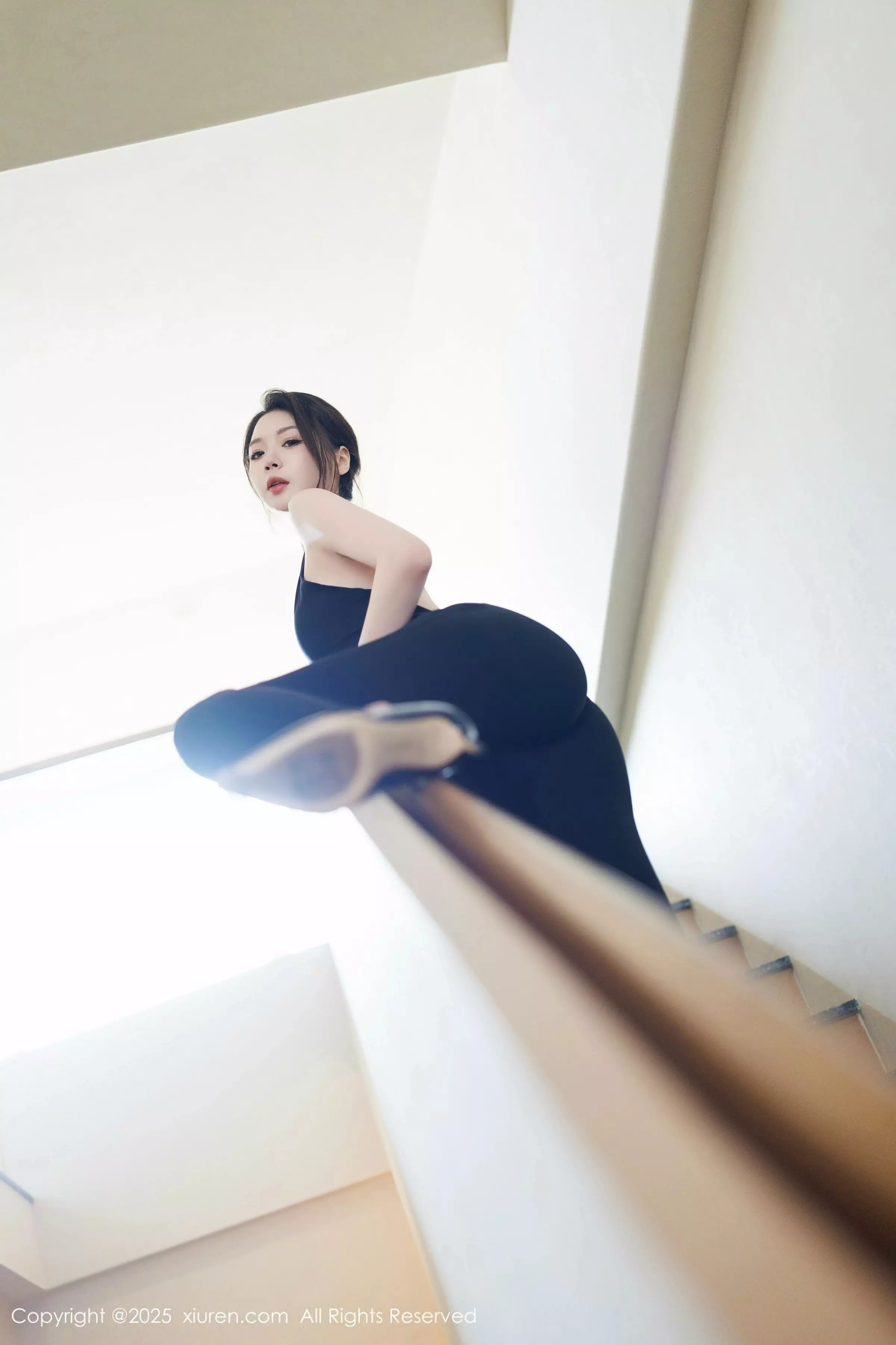 [[XiuRen秀人网]秀人网]No.10059_模特梦心玥性感黑色情趣内衣配黑丝吊袜秀高挑曼妙身姿诱惑写真83P