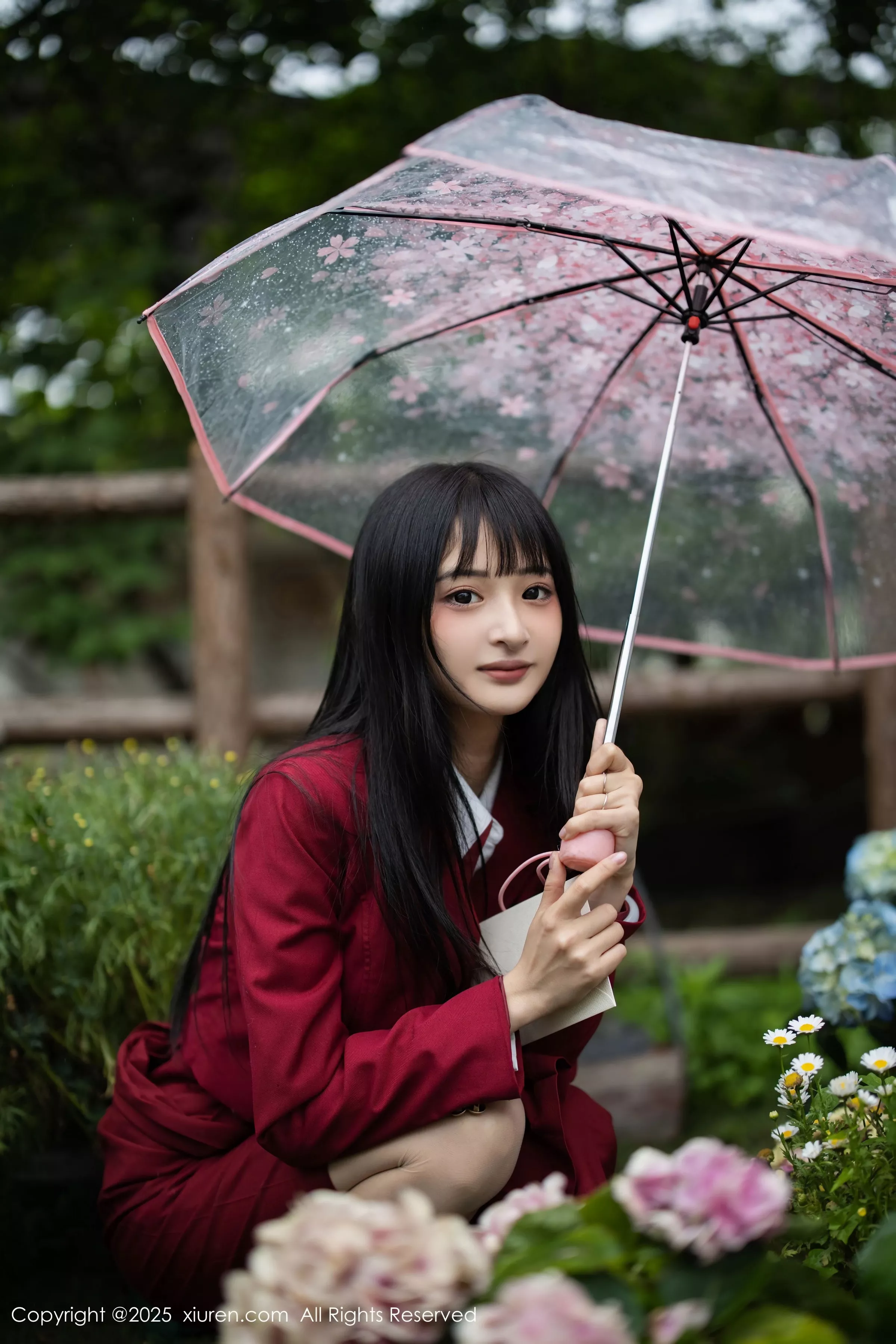 [[XiuRen秀人网]秀人网]No.10215_新人模特茂木希子性感红色裙子配肉色丝袜秀完美曲线诱惑写真82P