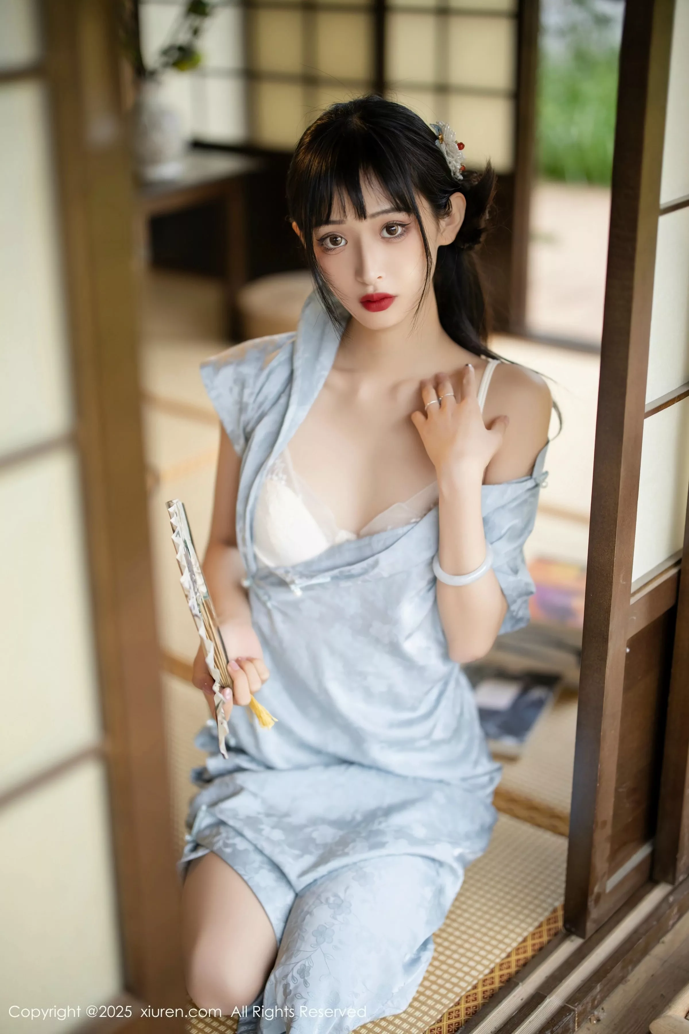 [[XiuRen秀人网]秀人网]No.10278_模特茂木希子日式旗袍露白色内衣配肉丝袜秀完美曲线诱惑写真80P