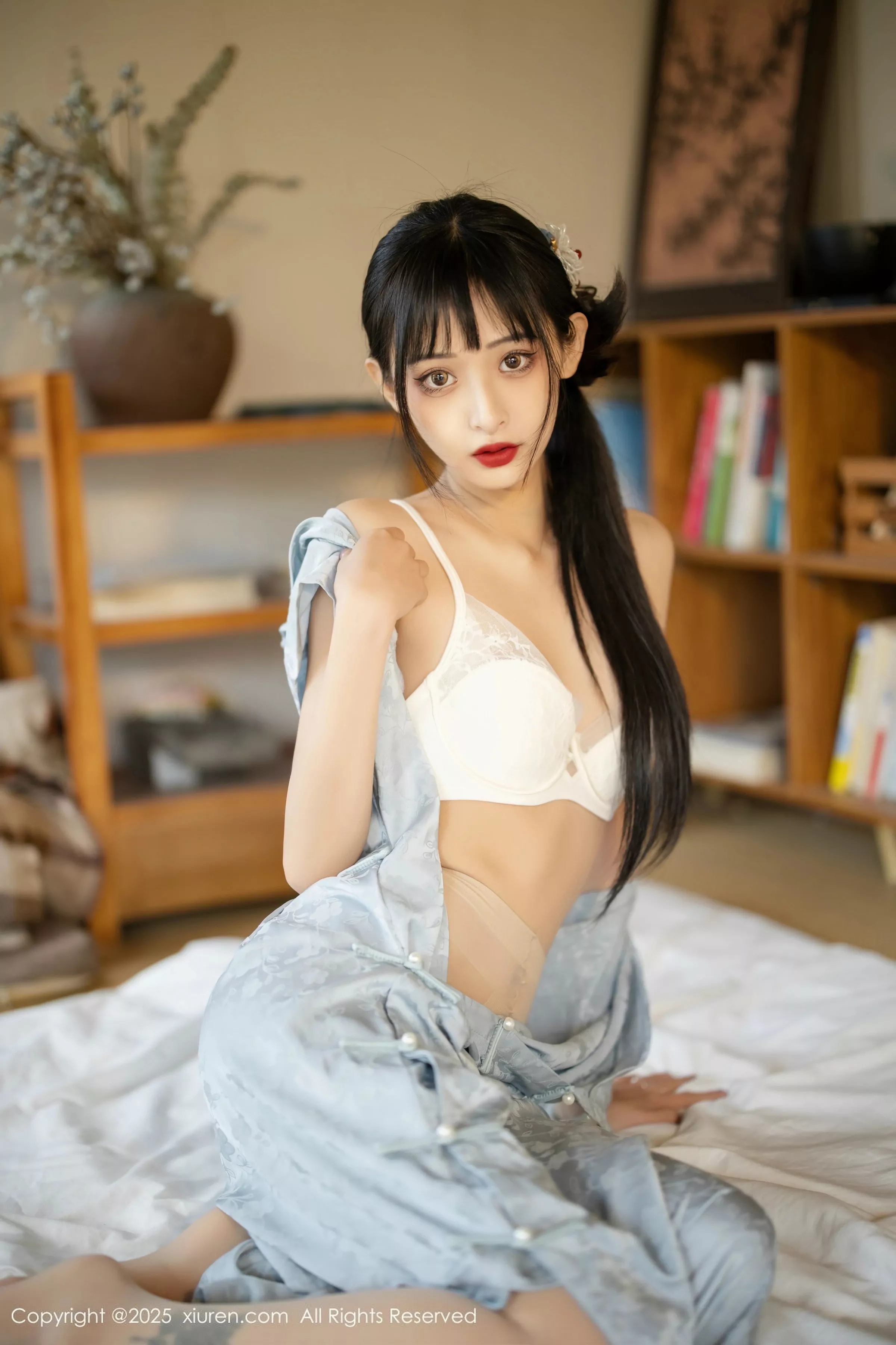 [[XiuRen秀人网]秀人网]No.10278_模特茂木希子日式旗袍露白色内衣配肉丝袜秀完美曲线诱惑写真80P