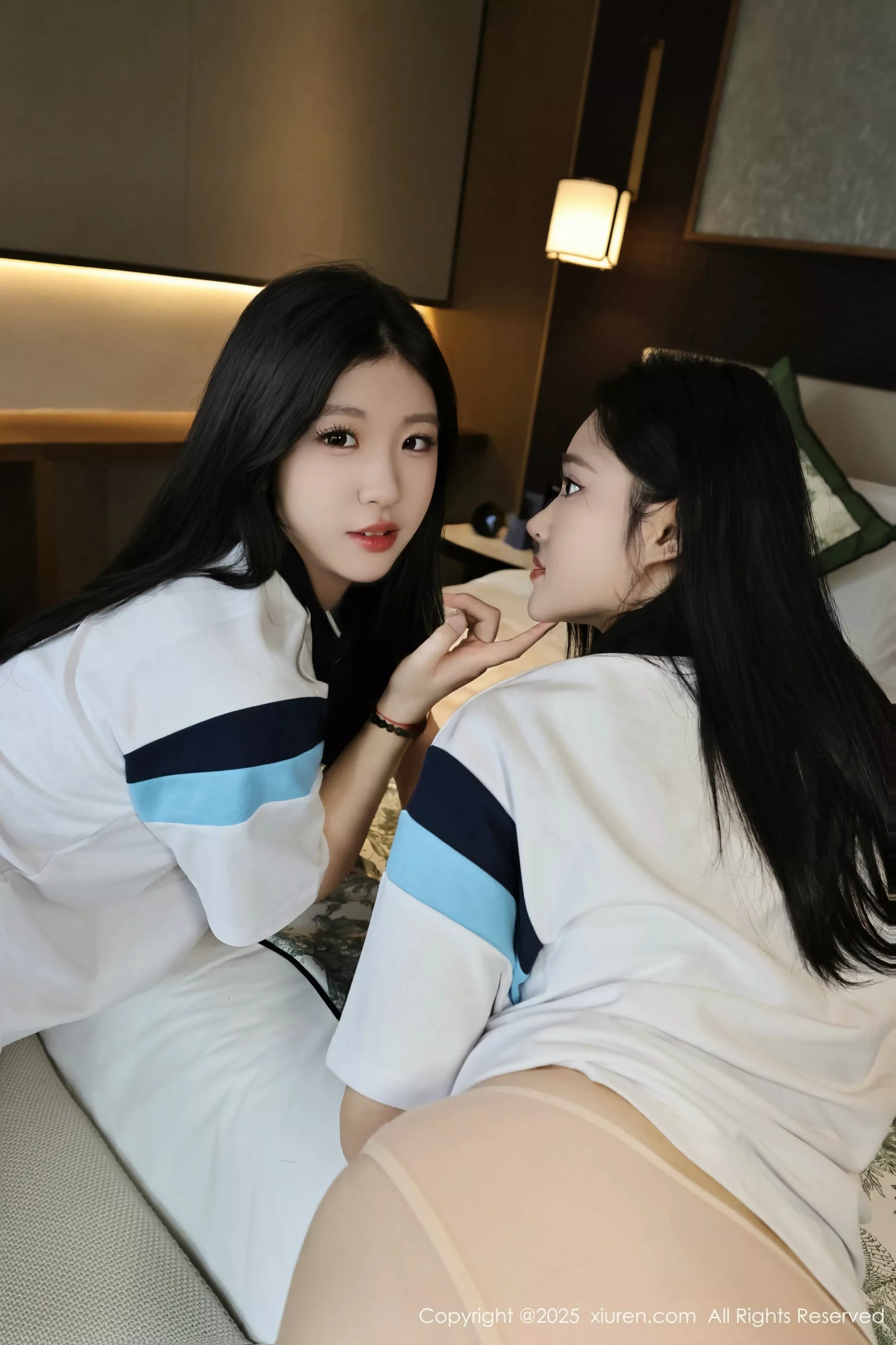 [[XiuRen秀人网]秀人网]No.10288_模特合集美女小芭乐性感蓝色校服露白色内衣秀曼妙身姿诱惑写真73P