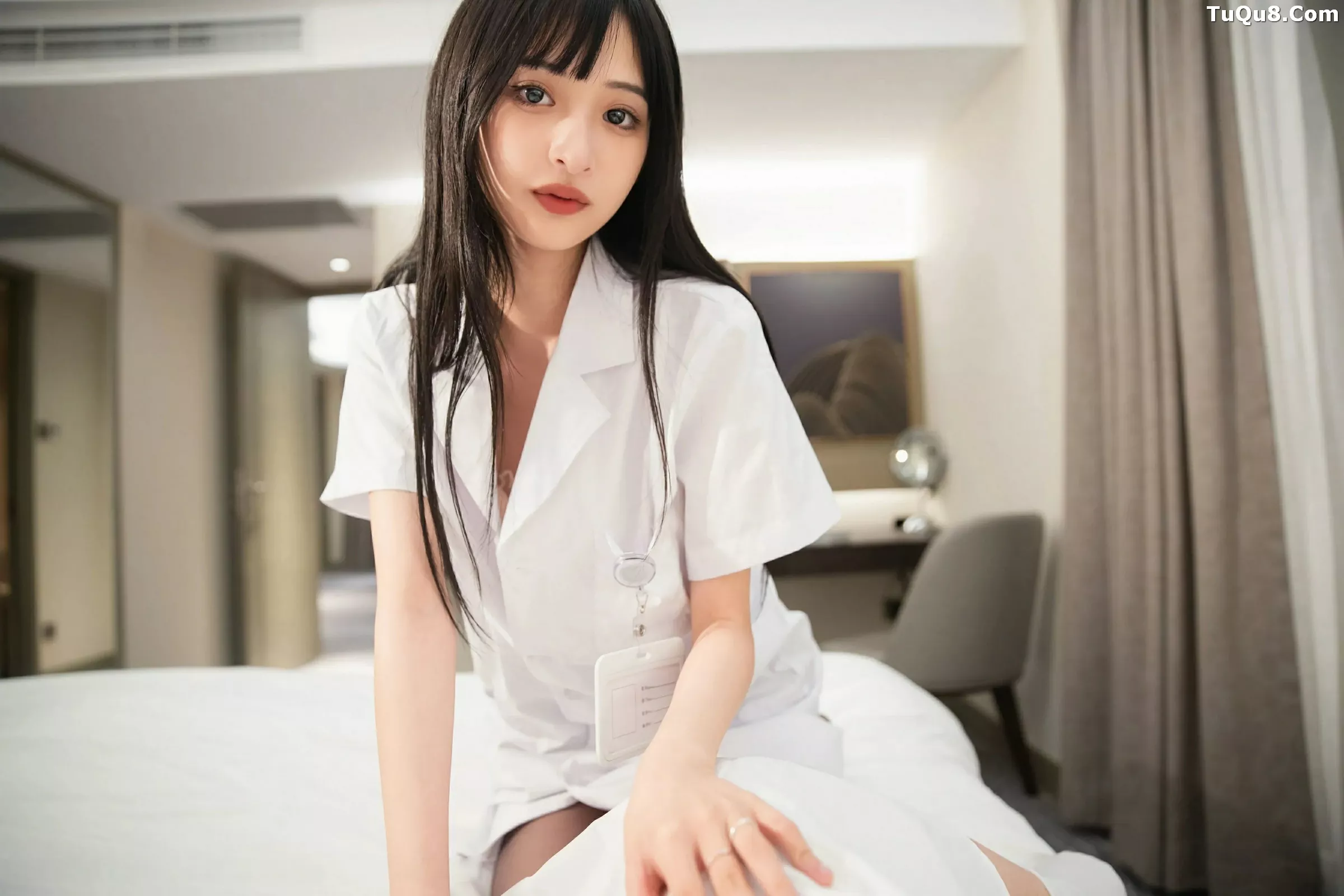 [[XiuRen秀人网]秀人网]No.10373_模特茂木希子性感白色护士服饰配超薄黑丝秀完美身材诱惑写真80P