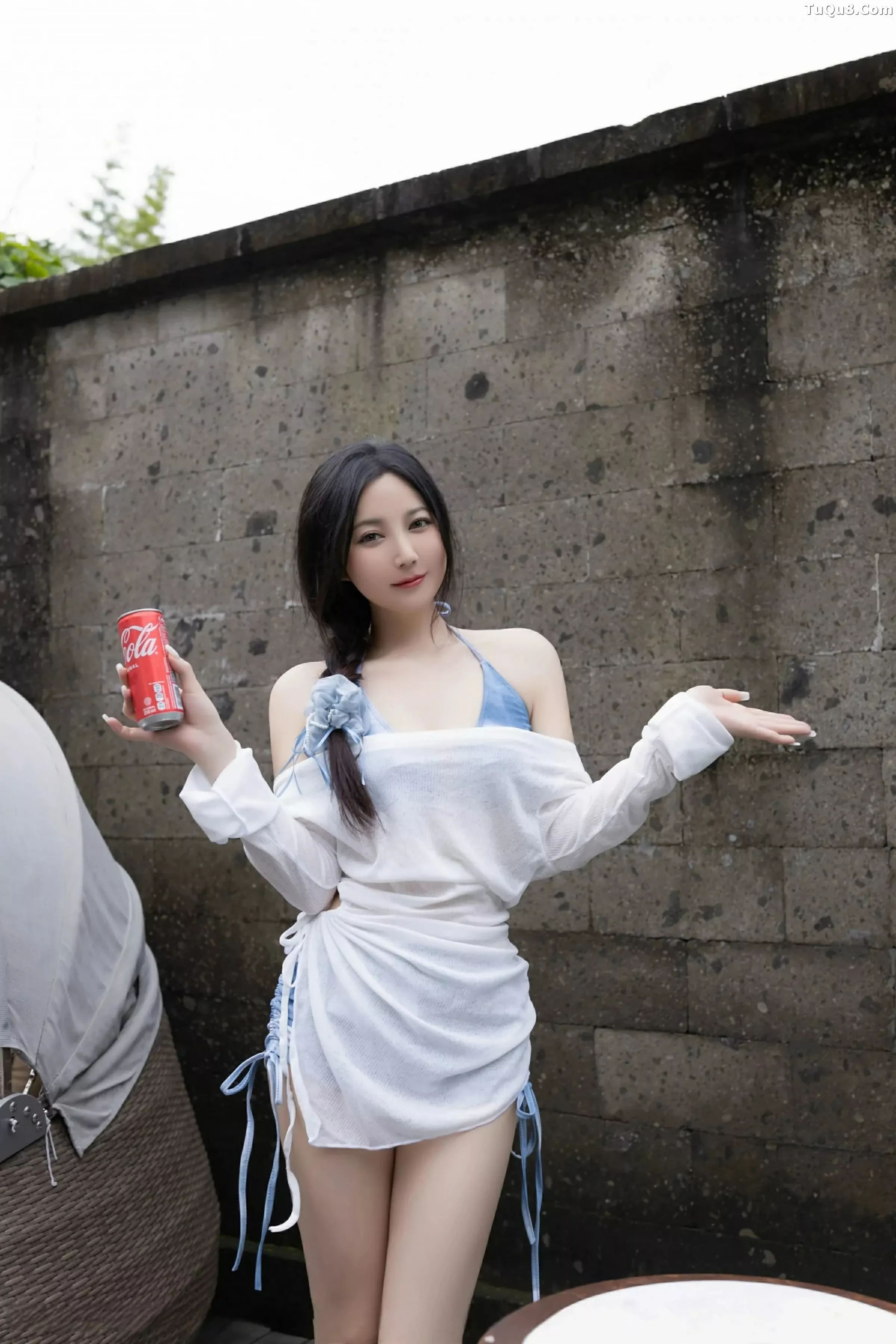 [[XiuRen秀人网]秀人网]No.10377_模特鱼子酱Fish白色轻透服饰露蓝色比基尼秀曼妙身姿诱惑写真80P