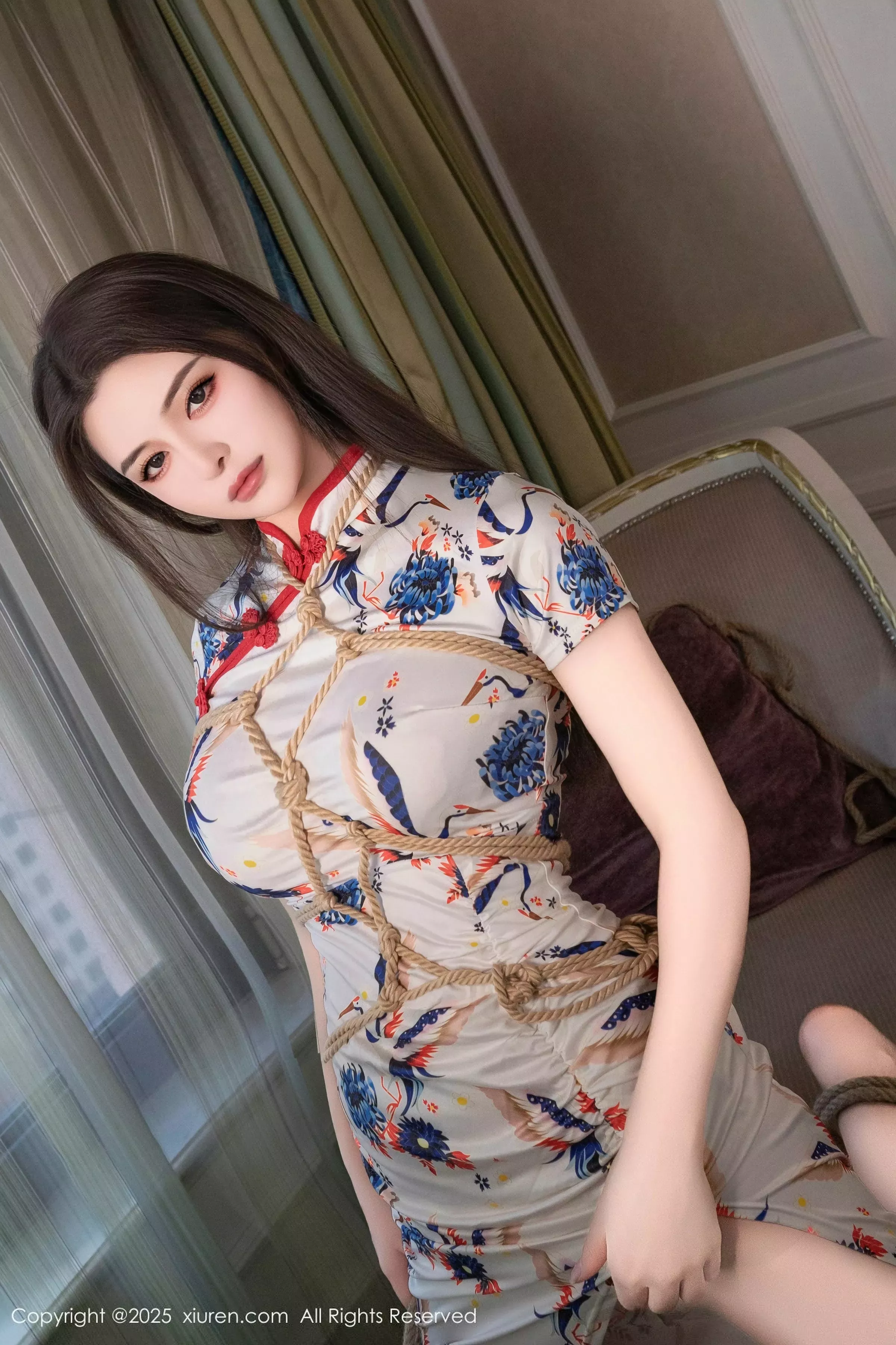 [[XiuRen秀人网]秀人网]No.10452_模特灿宝情趣捆绑主题性感花色旗袍露肉色内衣秀魔鬼身材诱惑写真96P