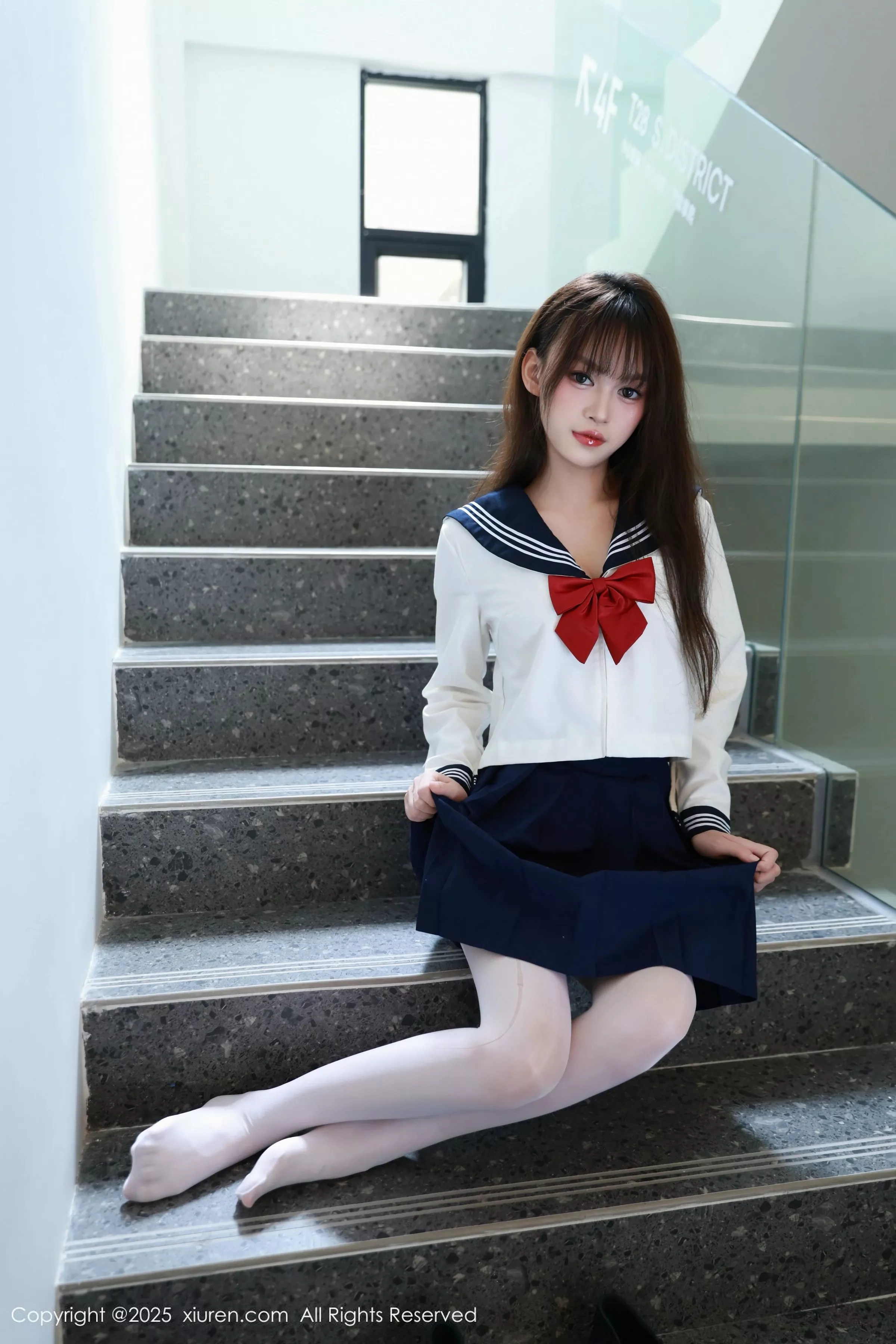 [[XiuRen秀人网]秀人网]No.10458_新人模特糯咪性感JK制服配超薄白丝袜秀曼妙身姿撩人诱惑写真88P