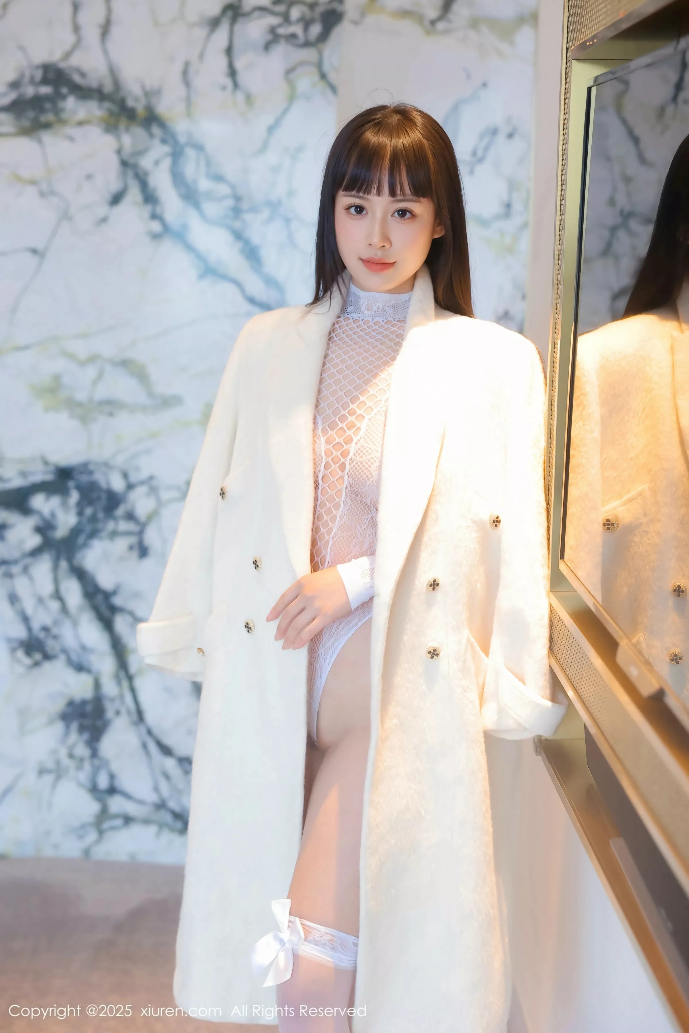 [[XiuRen秀人网]秀人网]No.10454_新人模特瓦达西性感白色蕾丝情趣连体衣秀惹火身材撩人诱惑写真69P