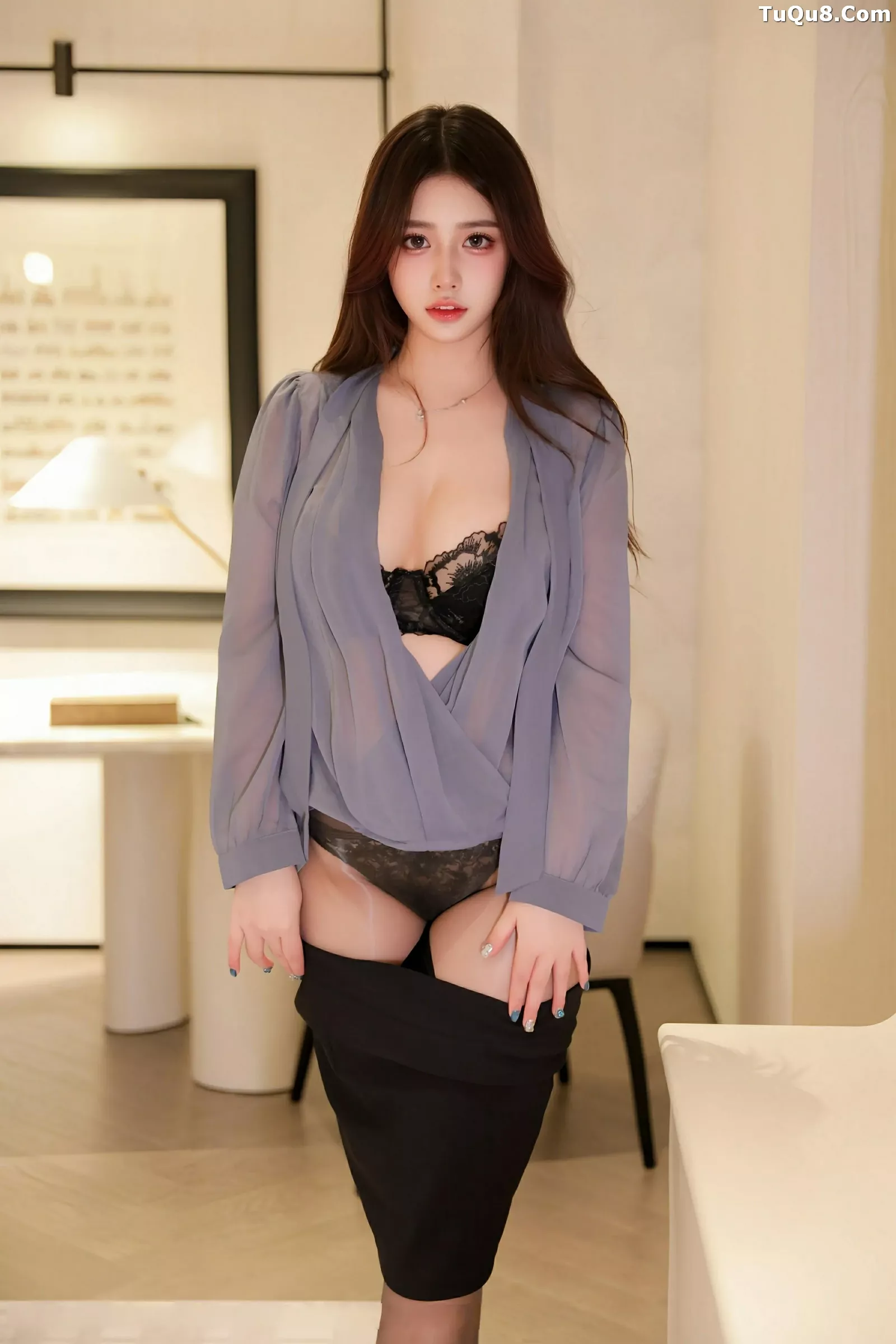 [[XiuRen秀人网]秀人网]No.10484_模特蛋蛋宝性感OL服饰露黑色蕾丝内衣配超薄黑丝秀美腿诱惑写真83P