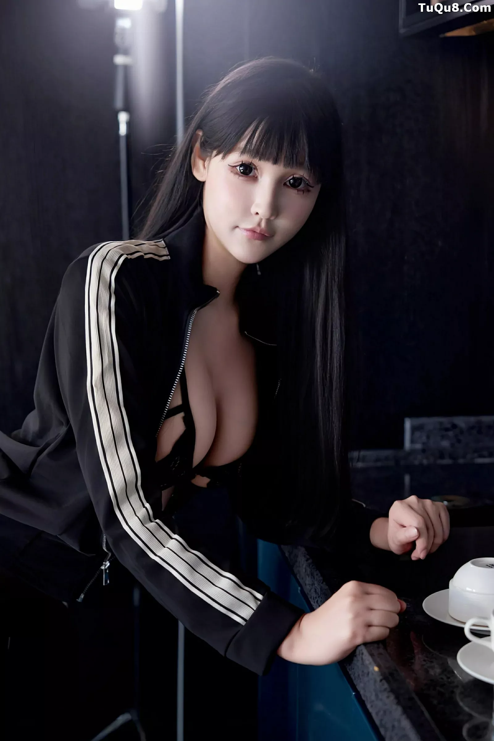 [[XiuRen秀人网]秀人网]No.10482_模特智恩baby性感黑色情趣内衣配超薄黑丝秀丰腴身材诱惑写真75P