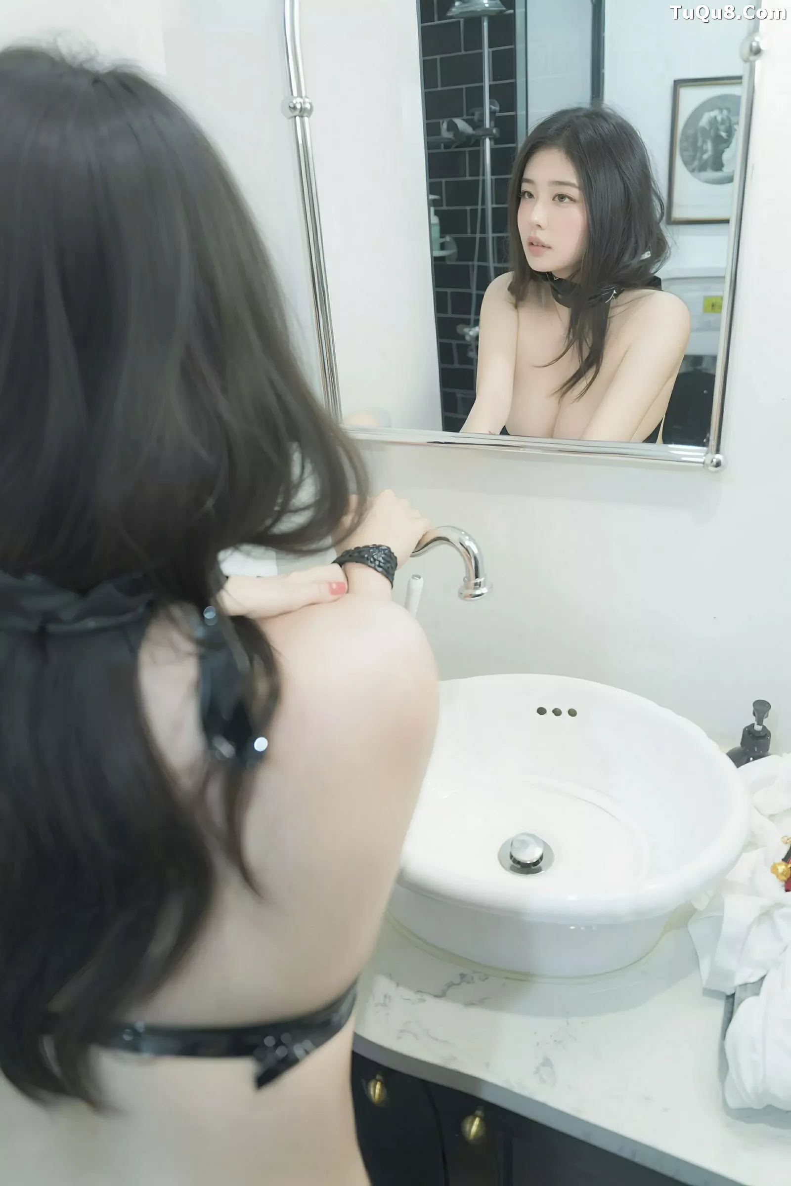 [[XiuRen秀人网]秀人网]No.10489_模特林若凡F洗衣间性感白色蕾丝内衣秀丰腴身材撩人诱惑写真74P