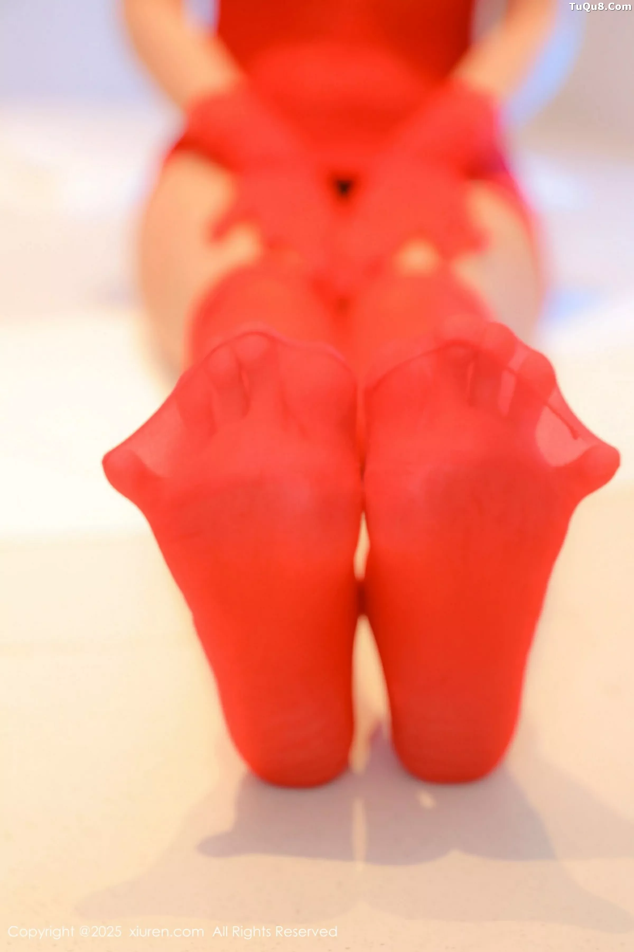 [[XiuRen秀人网]秀人网]No.10493_模特桑宁性感红色情趣缕空服饰配红色丝袜秀曼妙身姿诱惑写真63P