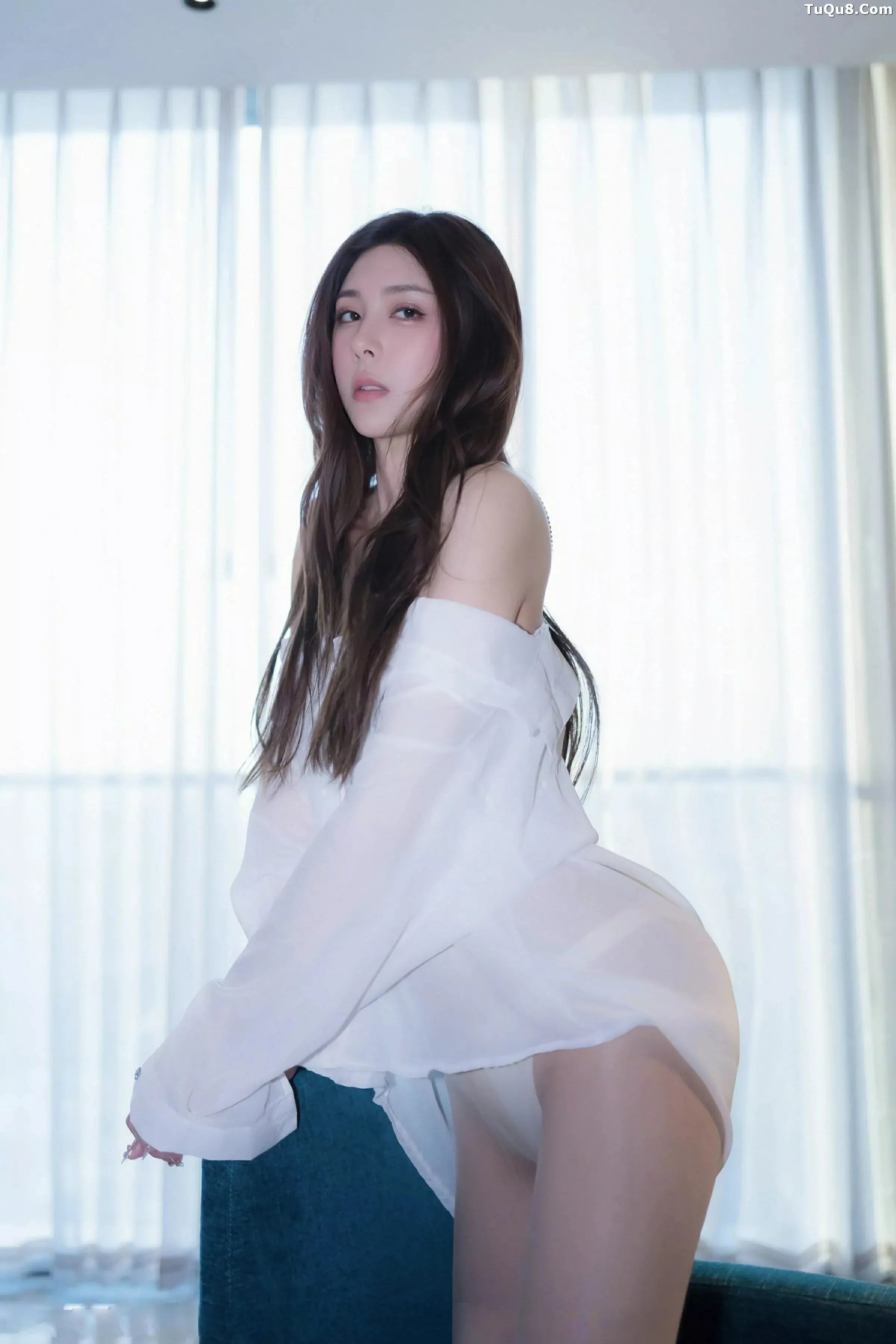 [[XiuRen秀人网]秀人网]No.10502_模特悦兮浴室场景性感白T衬衫配超薄肉丝湿身秀惹火身材诱惑写真68P