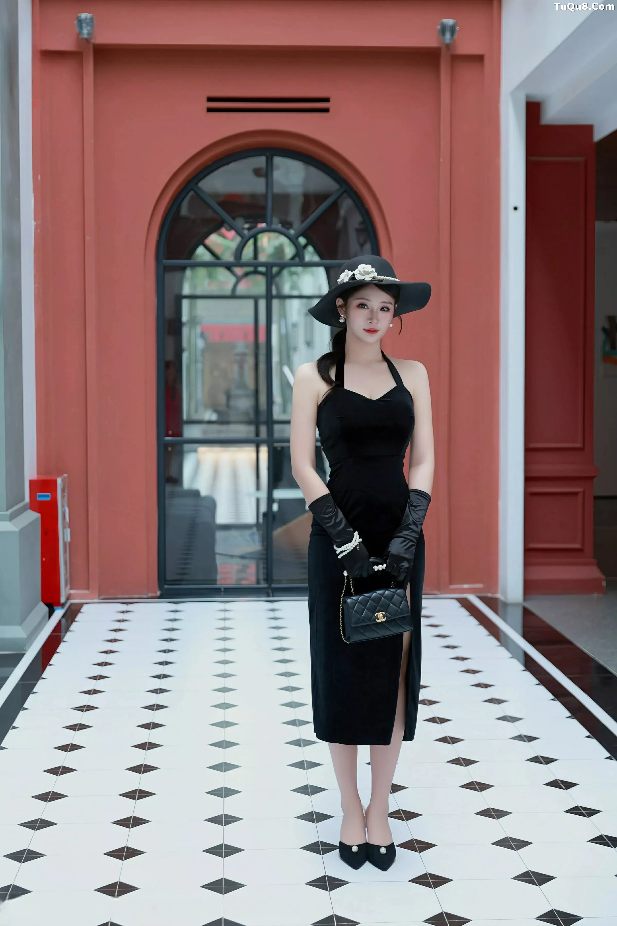 [[XiuRen秀人网]秀人网]No.10509_模特南乔性感黑色连衣裙+紫色情趣内衣秀柔美身姿撩人诱惑写真89P