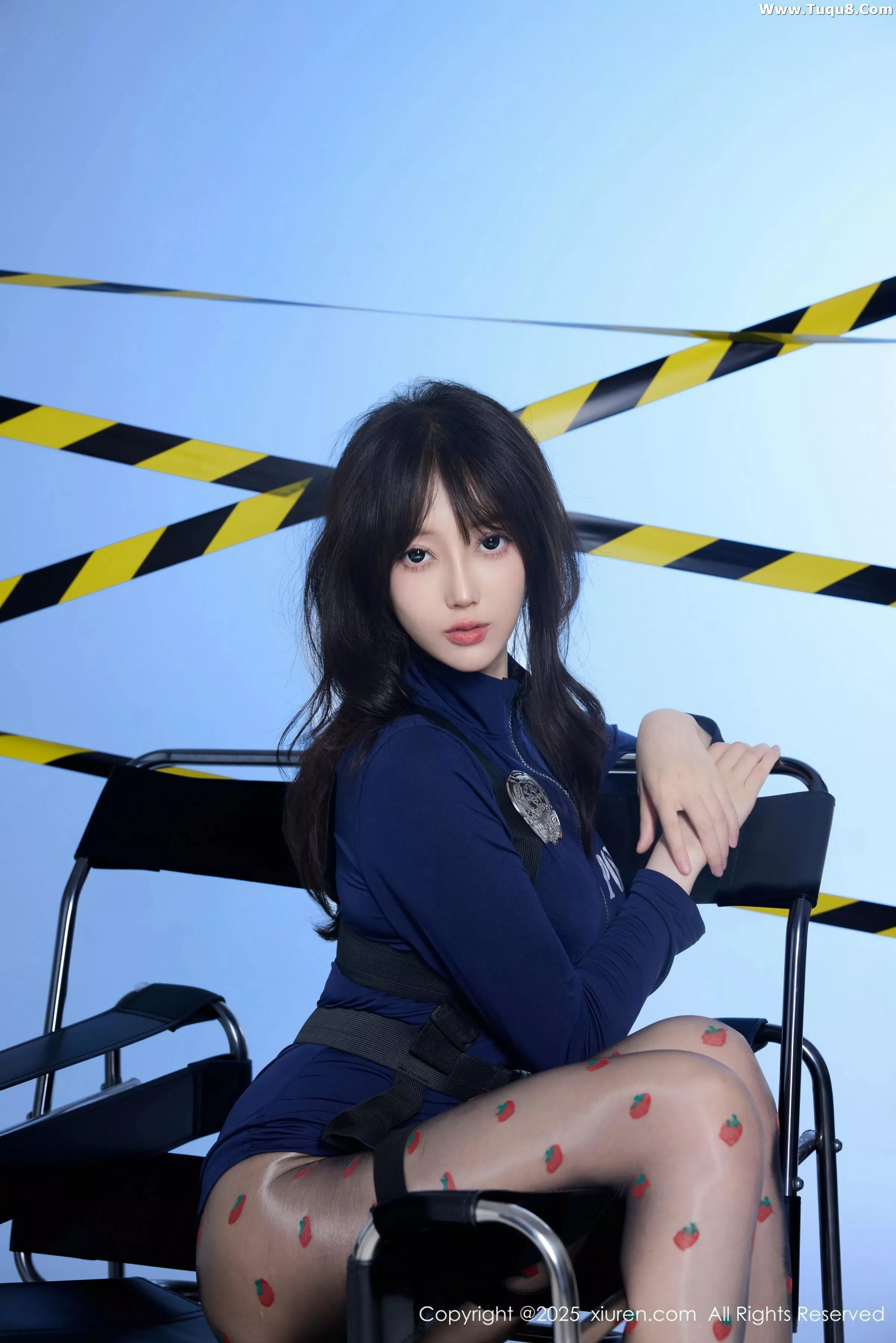 [[XiuRen秀人网]秀人网]No.10544_模特玥儿玥er性感制服配草莓黑丝+胶带裹身秀曼妙身姿诱惑写真68P