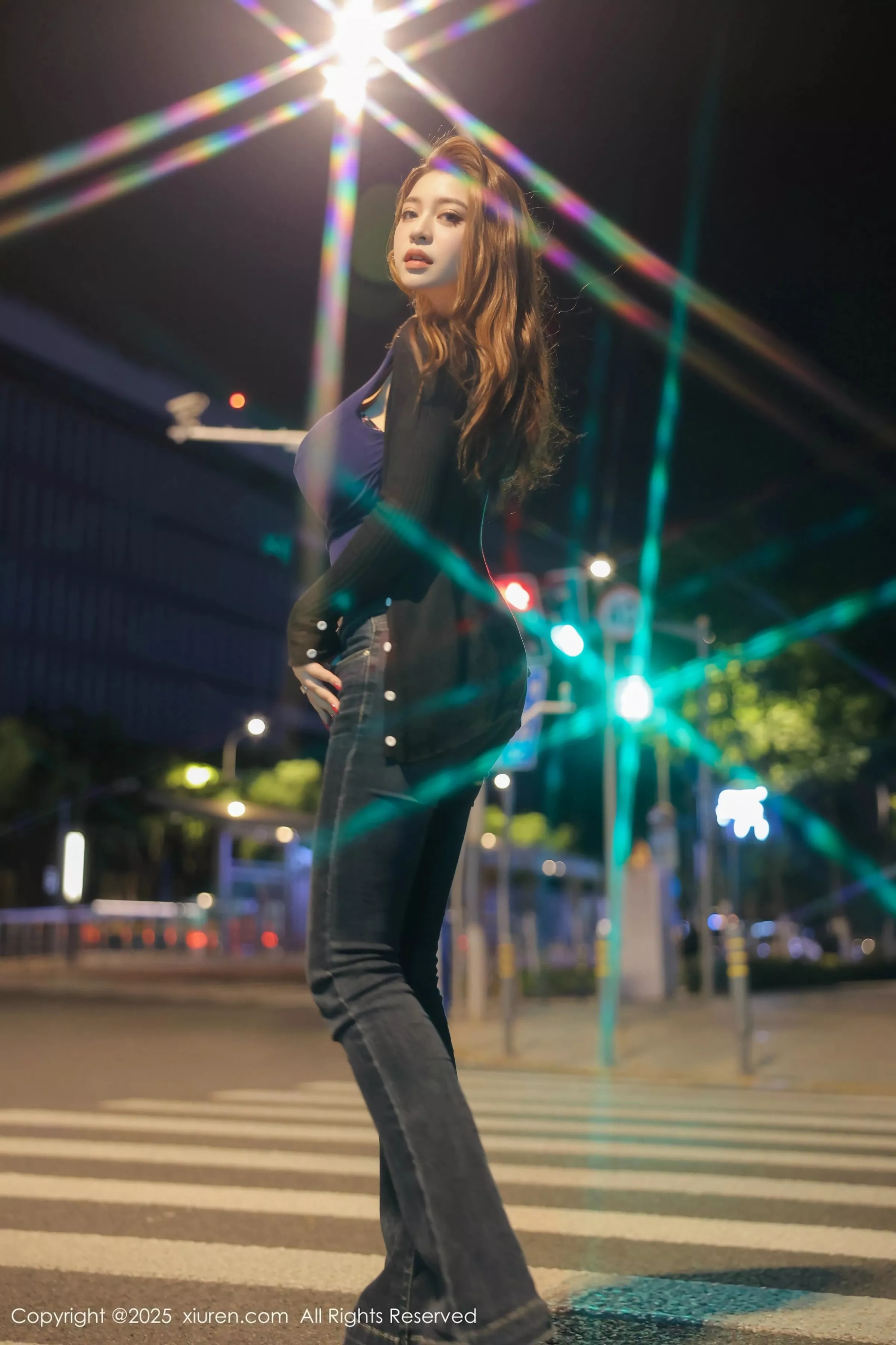 [[XiuRen秀人网]秀人网]No.10437_新人模特ＪＯＪＯ性感深色内衣配黑色牛仔裤秀丰腴身材诱惑写真78P