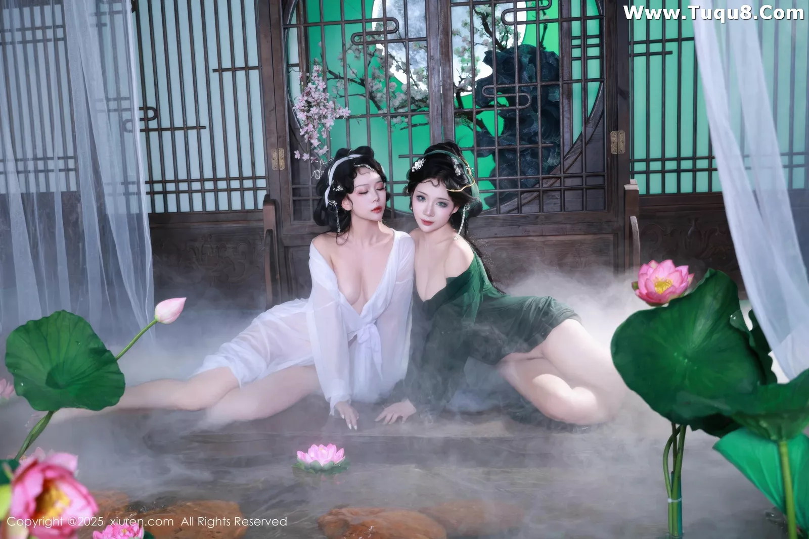 [[XiuRen秀人网]秀人网]No.10561_模特南乔古风场景青蛇装扮性感低胸服饰秀完美身材诱惑写真88P