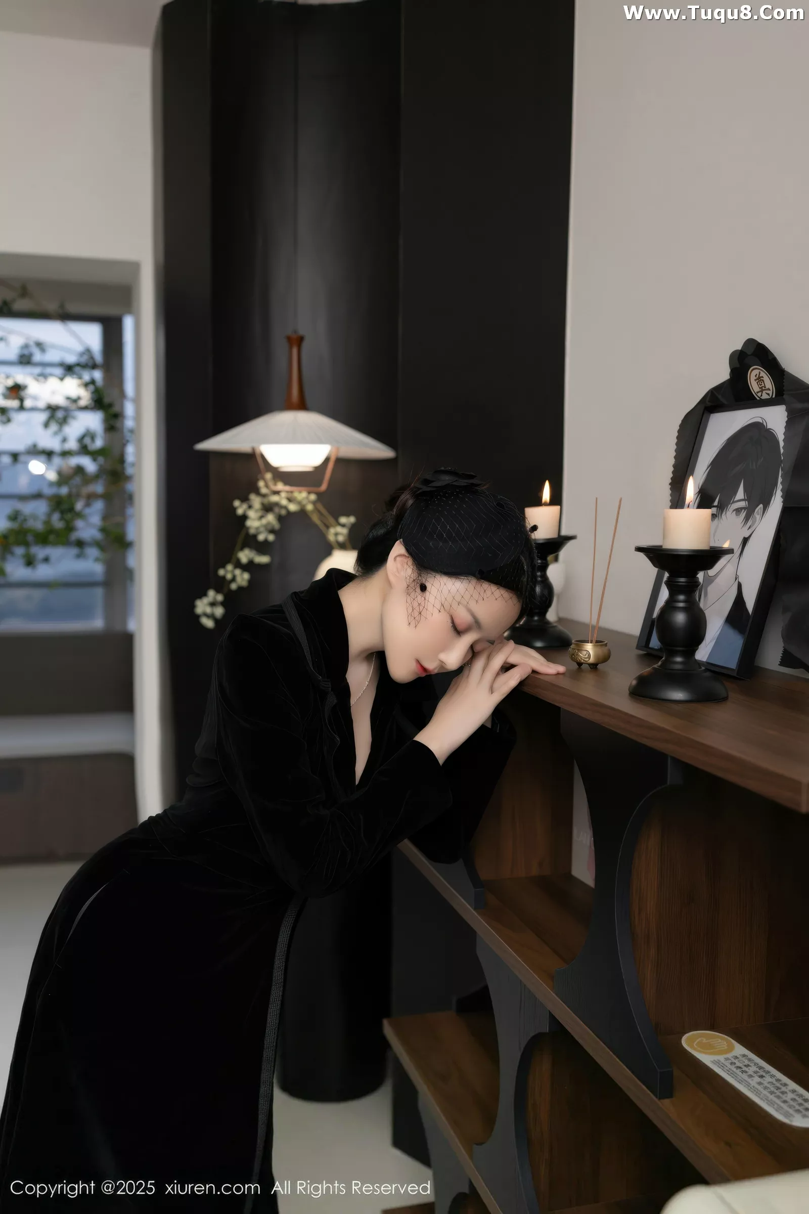 [[XiuRen秀人网]秀人网]No.10564_模特鱼子酱Fish性感黑色情趣内衣配黑丝吊袜秀曼妙身姿诱惑写真80P